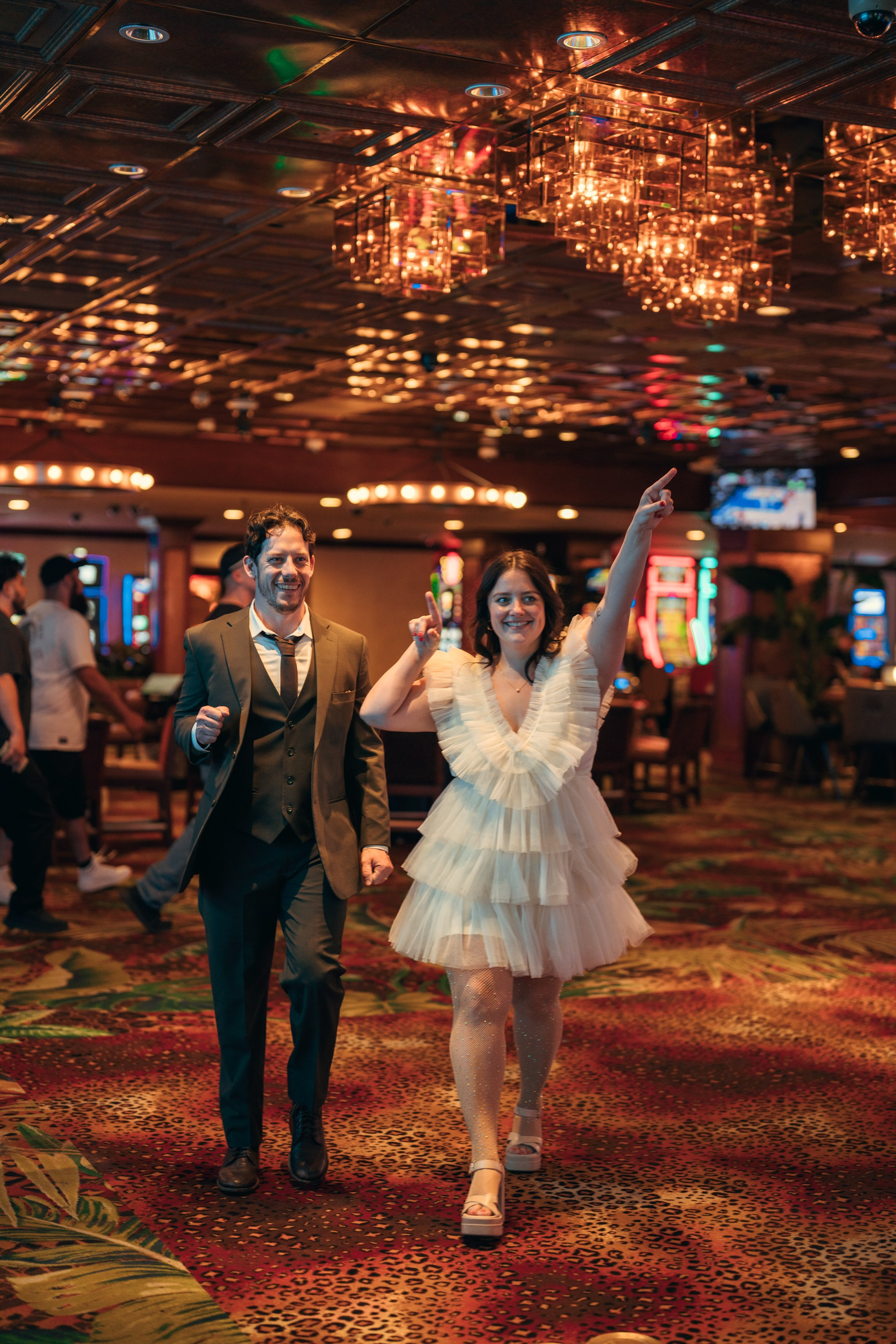 Grace&Jesse. Wedding & elopement photographer Viktoriya Kravtsov. Las Vegas