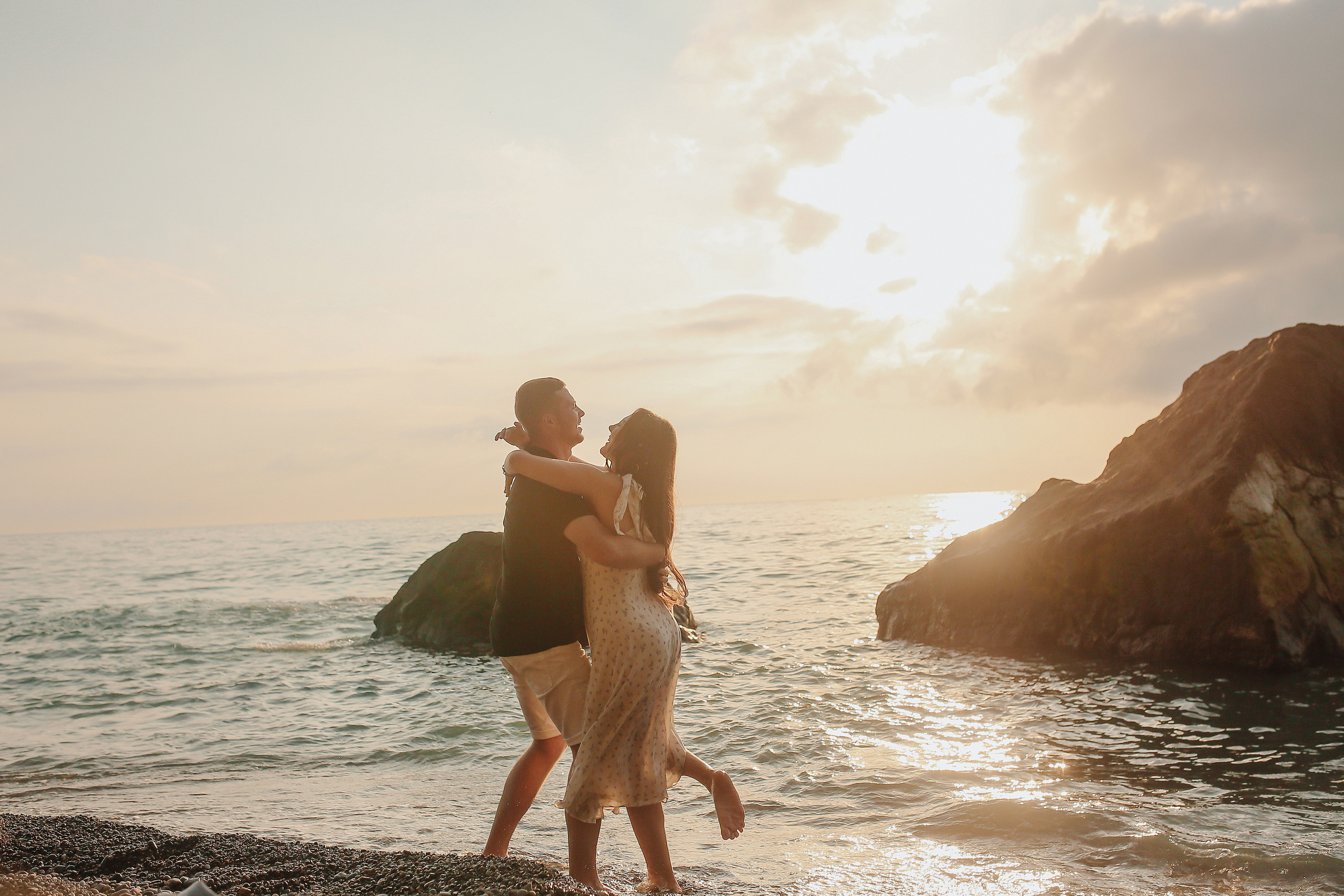 Он, она и море. Свадебный, семейный и детский фотограф в Беларуси и за ее пределами