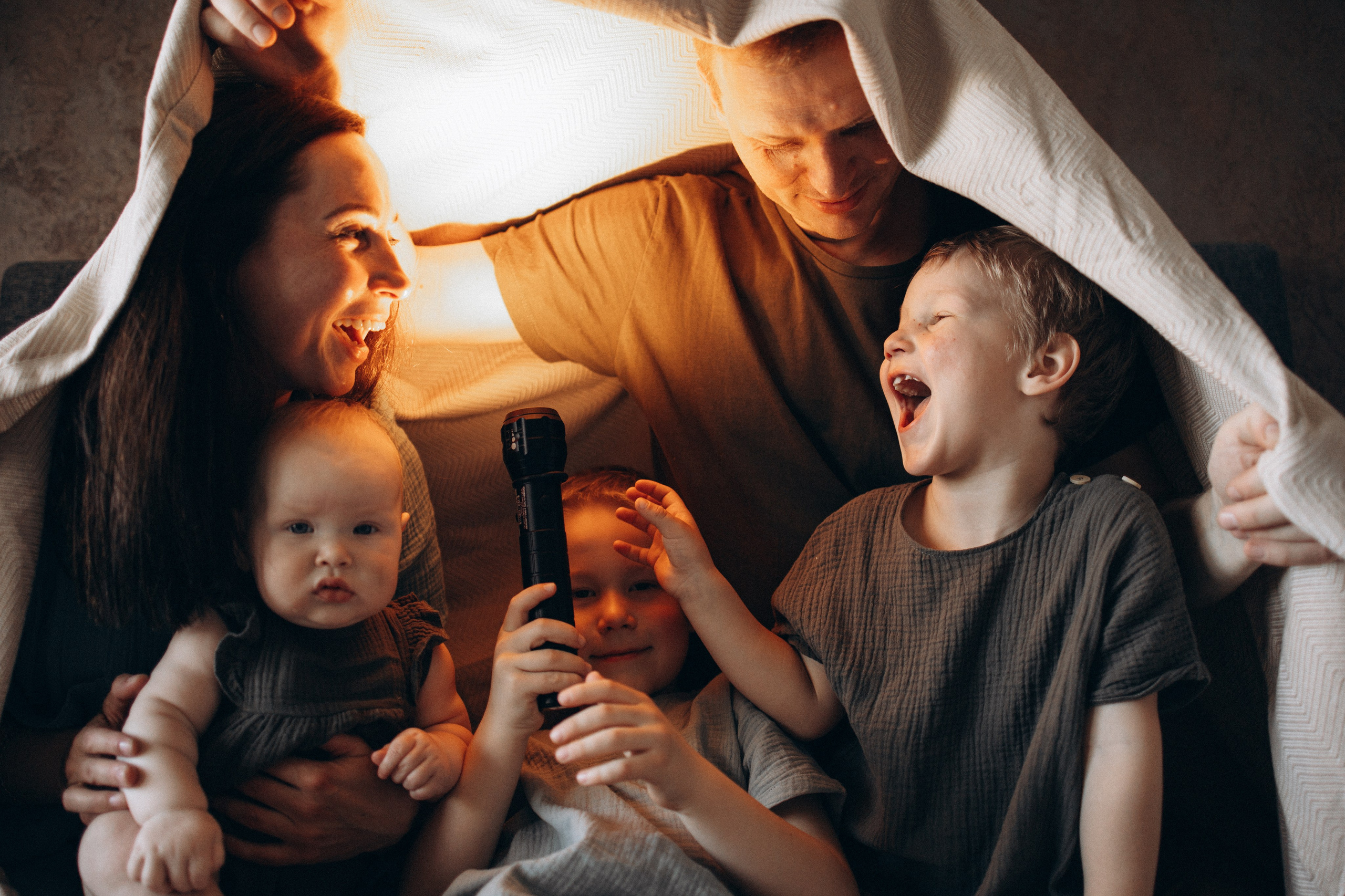 MONTAS ģimene. GALVENĀ