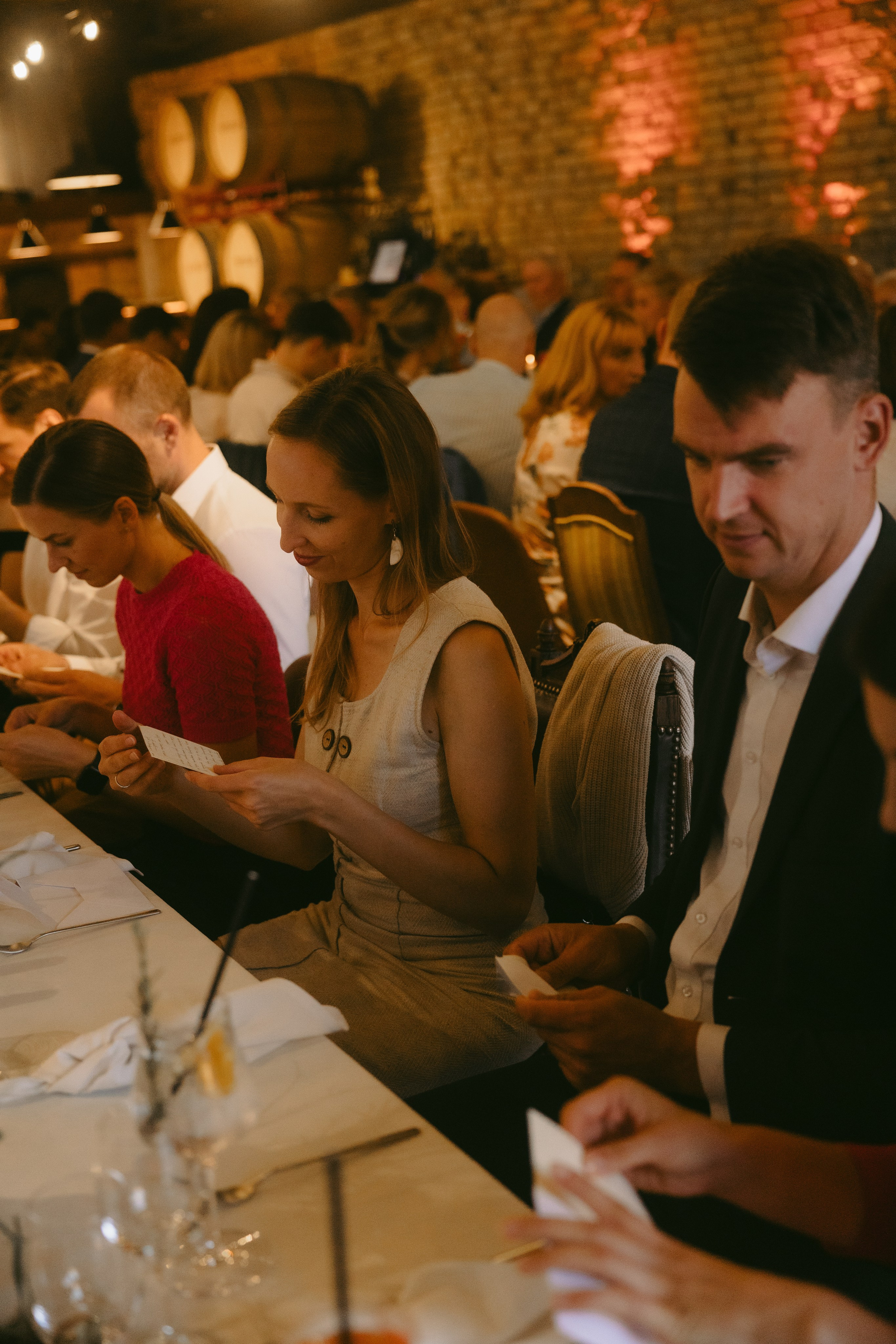 Miglė ir Mindaugas | 2024 | MIESTO VESTUVĖS. Vestuvių ir šeimų fotografė Lena Bondarenko / belove photo