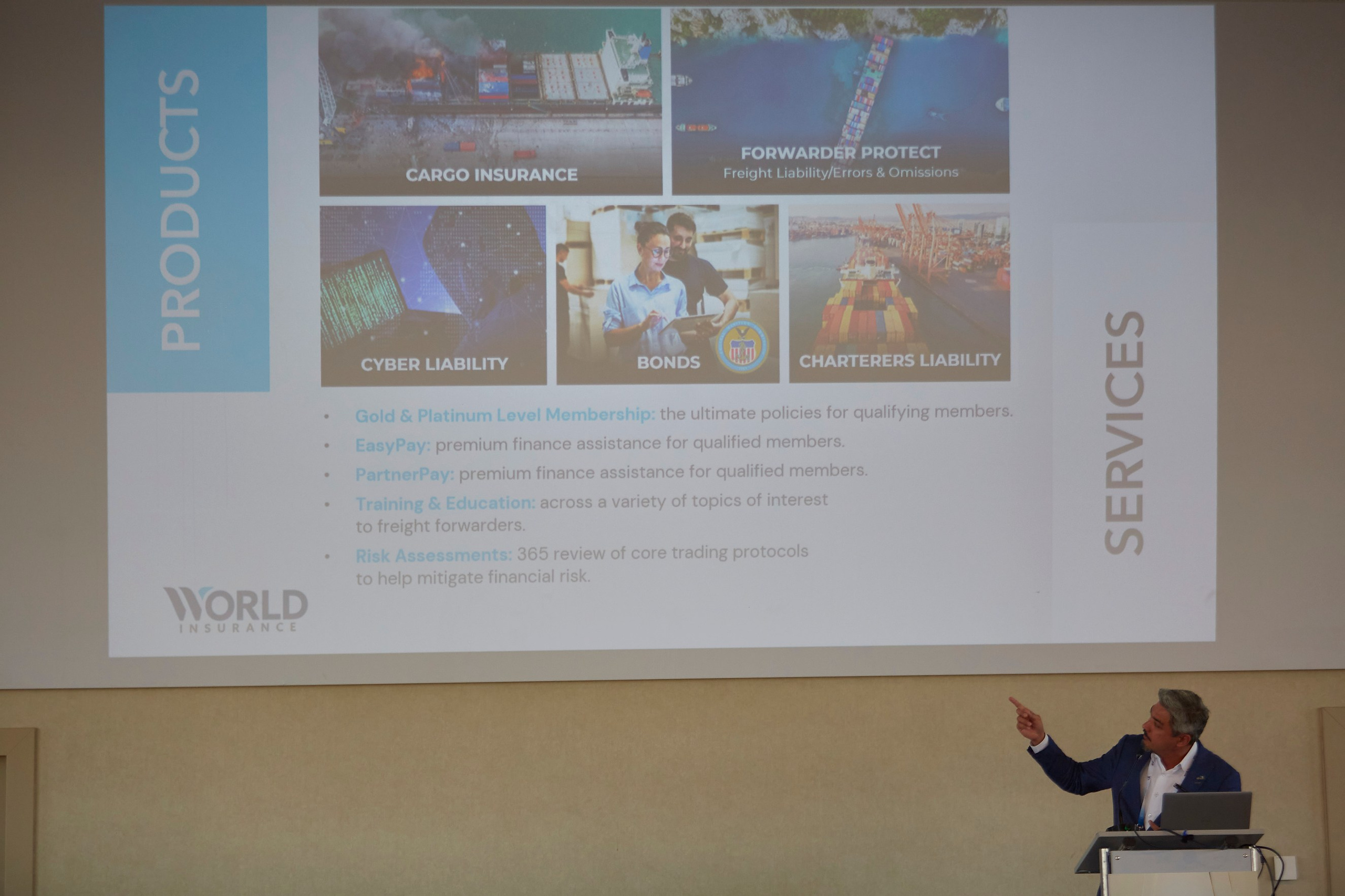 InFinite Connection Prague 2023. Prague MICE, Corporate & Event Photographer | Kurt Vinion Photography