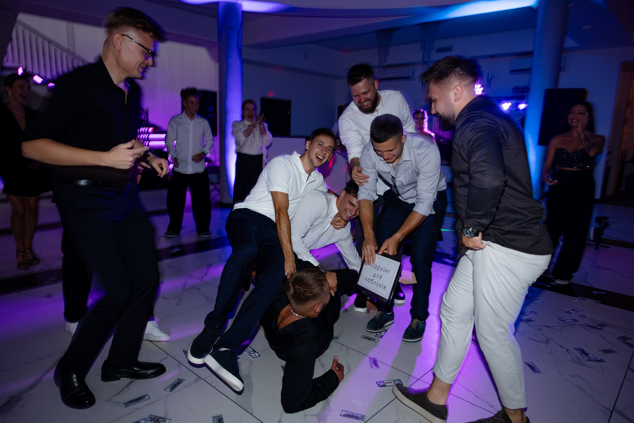 Артур + Анастасія. Весільний, сімейний фотограф Варшава