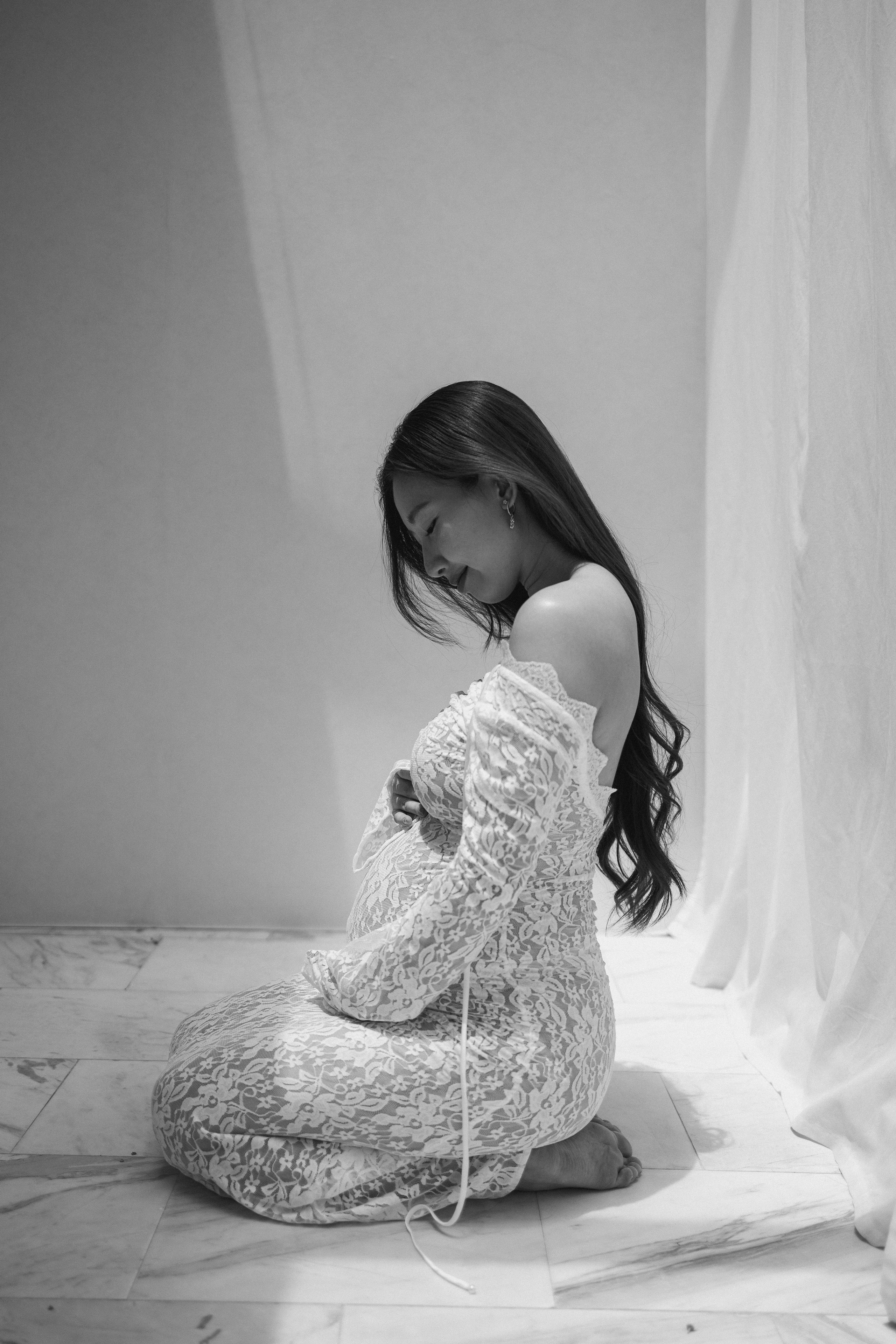 The Sweetest Anticipation. Family and wedding photographer in Bangkok, Thailand