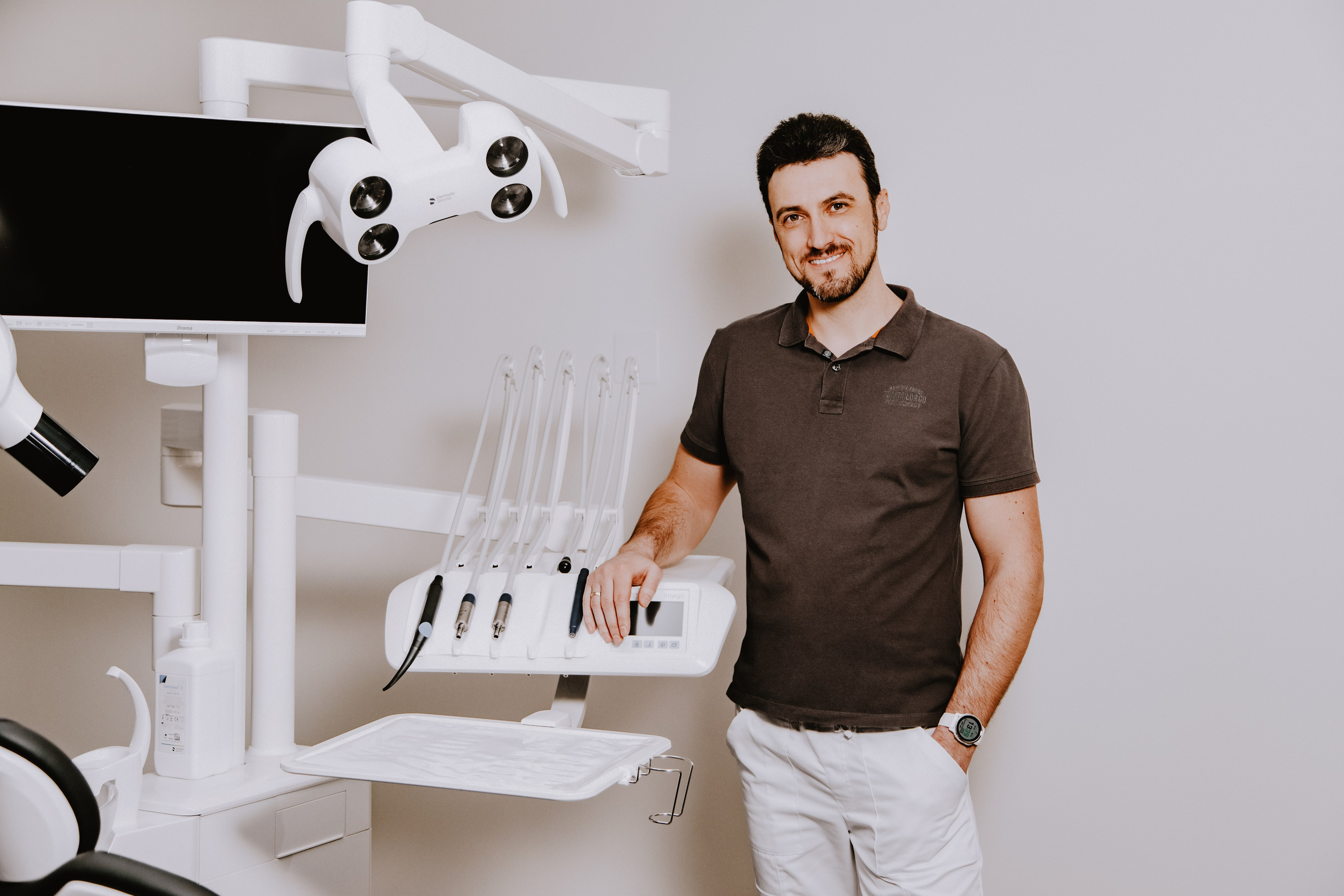 EDClinic dentistry in Prague. ANNA-MARIA PHOTO CONTENT CREATOR — фотограф, эстет, художник и визуальный эксперт в Instagram, работающий в Праге