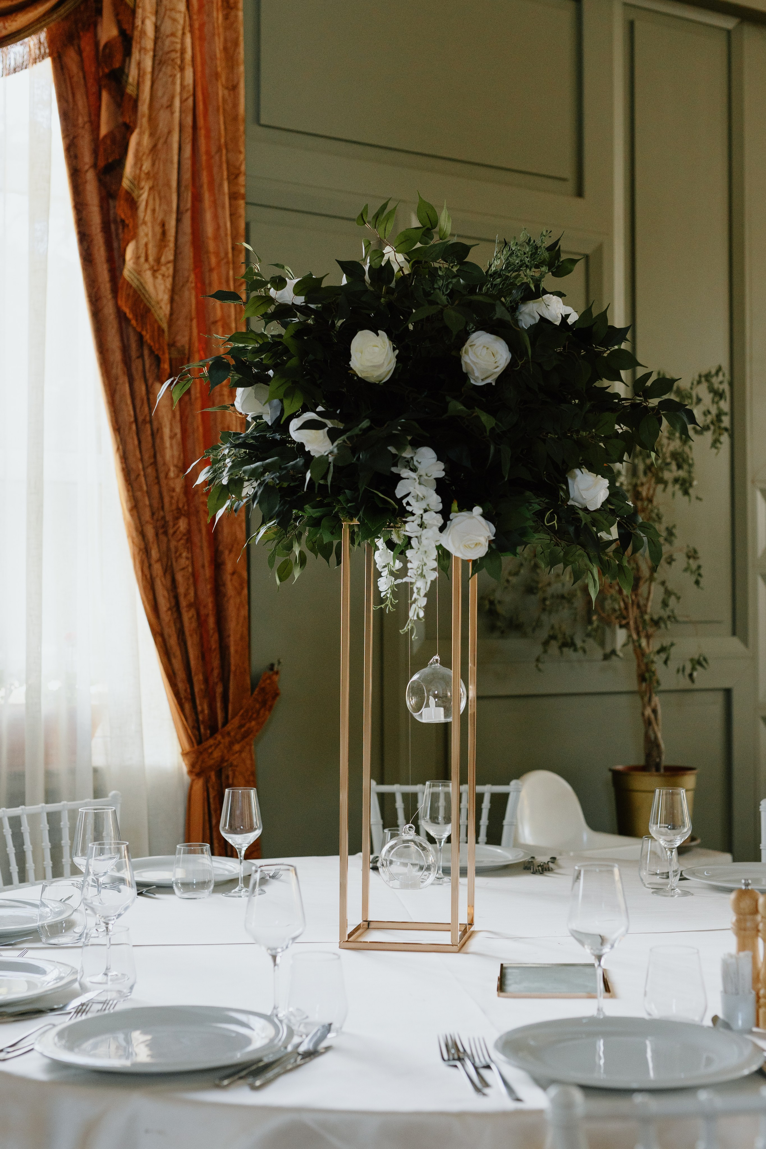 Nicoleta & Lucian. Main