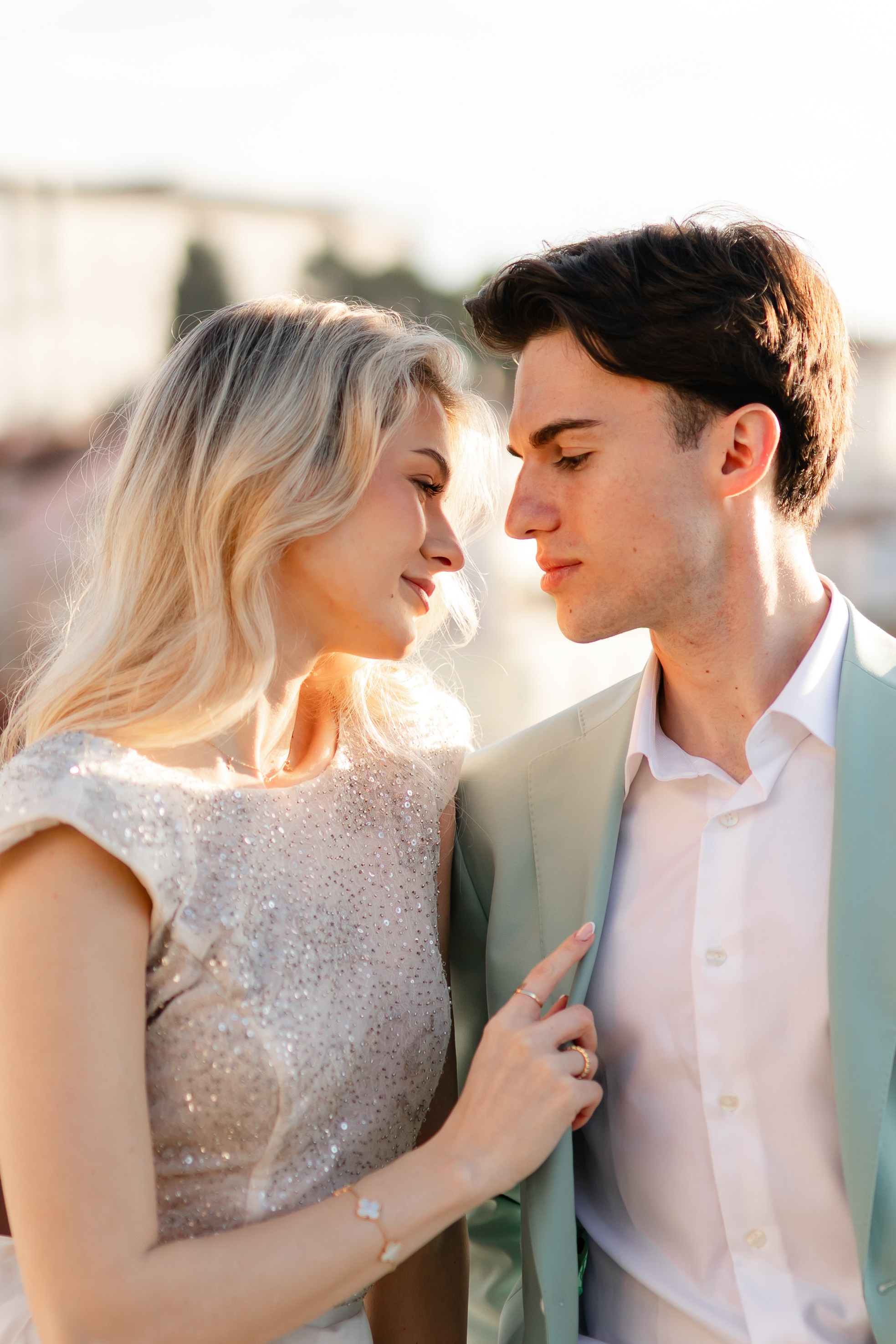 Vivien & Razvan. Main