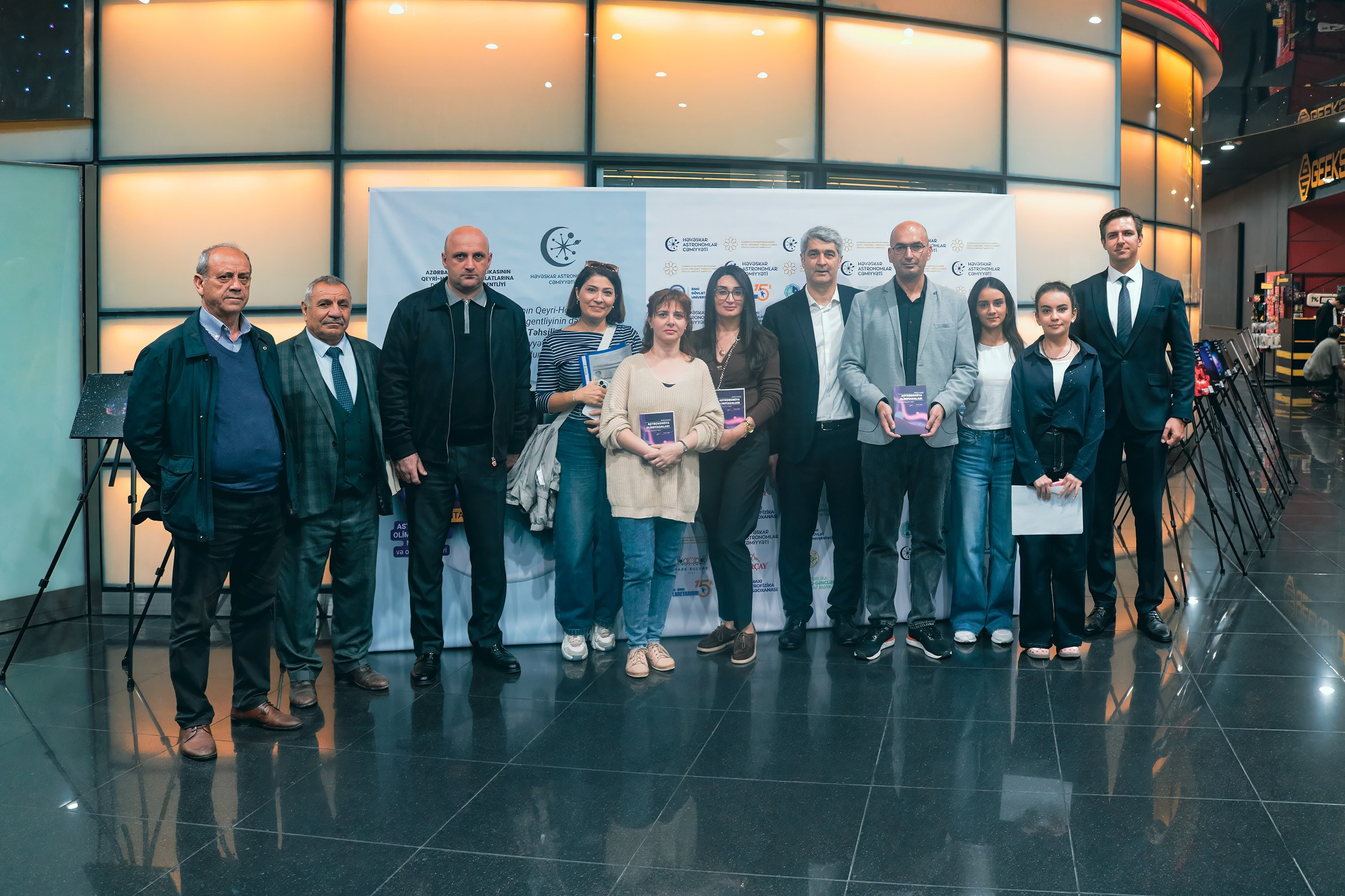 “Astronomiya Olimpiadaları: Məsələlər və onların həlləri” kitabının təqdimatı!. Həvəskar Astronomlar Cəmiyyəti — Astronomy.az