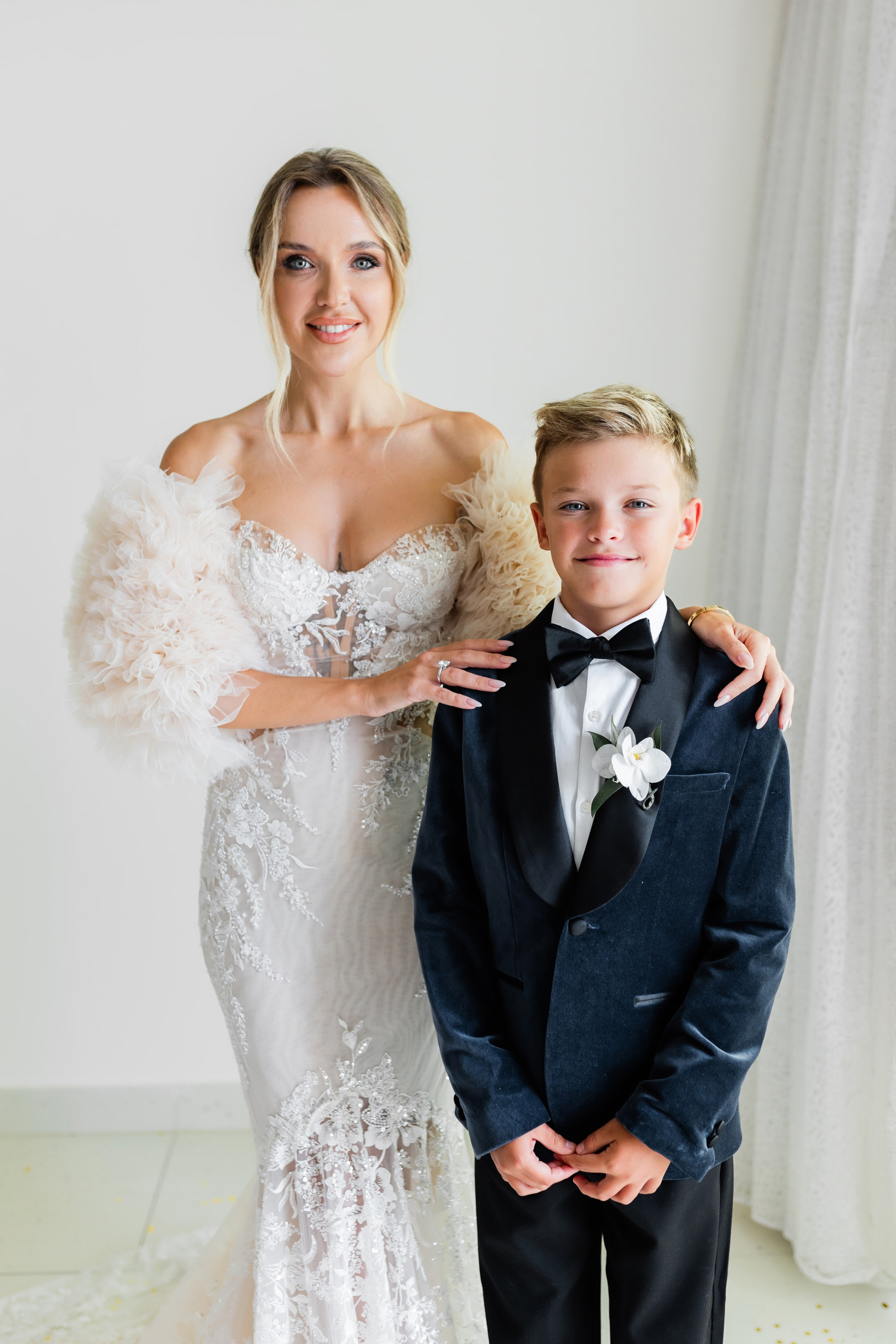 Diana and Filippe Bahamas Wedding. Family and Event photographer in Homestead and Miami areas of Florida