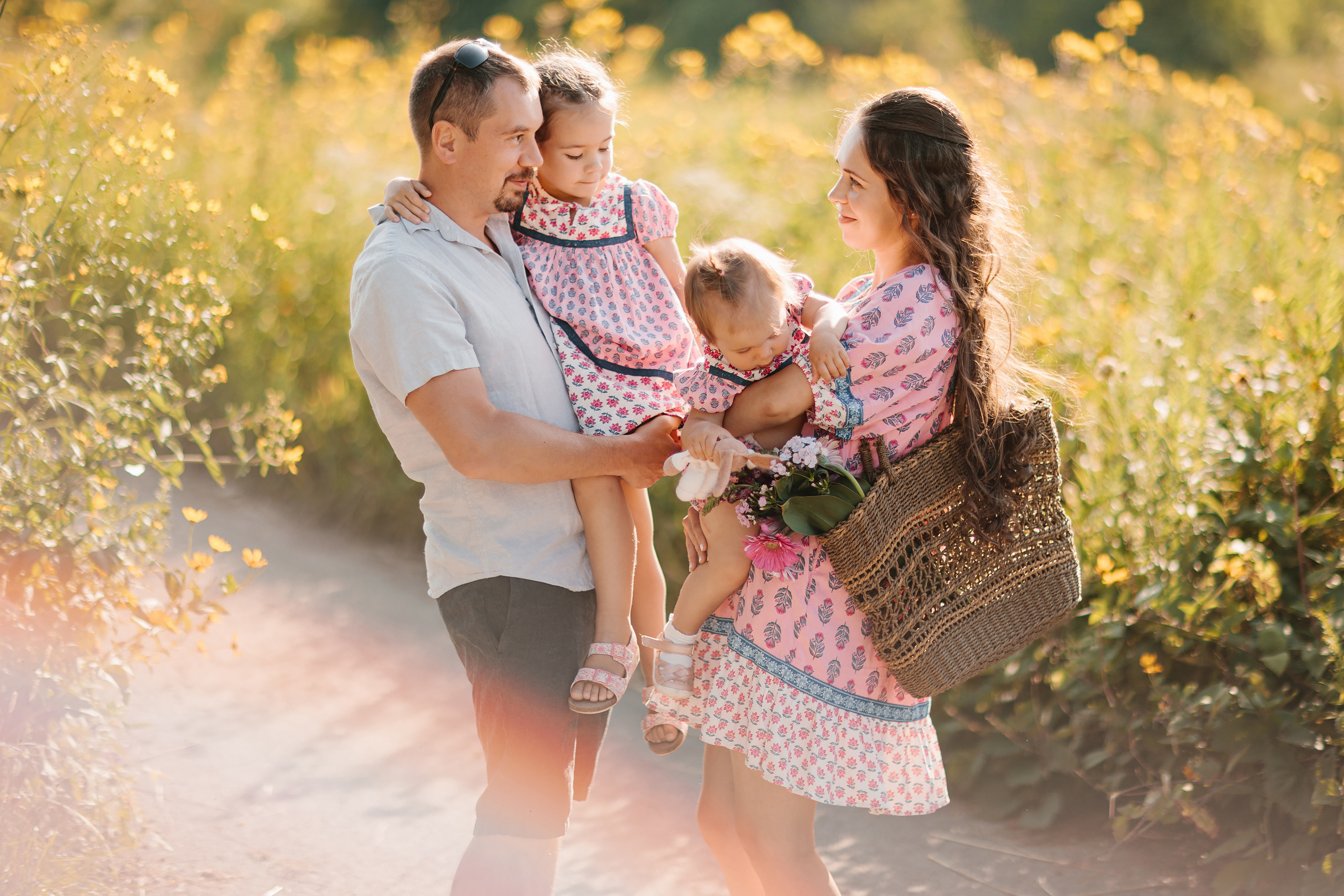 08.19.23 Family Photoshoot. Wedding family event photographer in Chicago Nick Yushevich