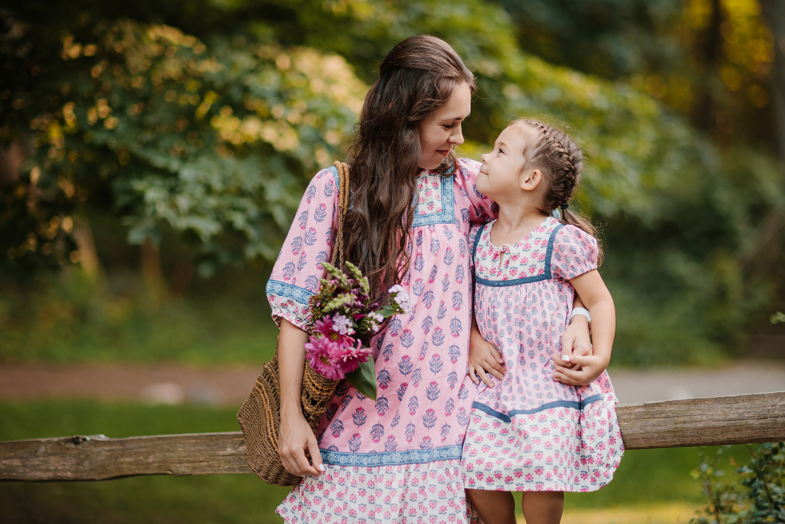 08.19.23 Family Photoshoot. Wedding family event photographer in Chicago Nick Yushevich