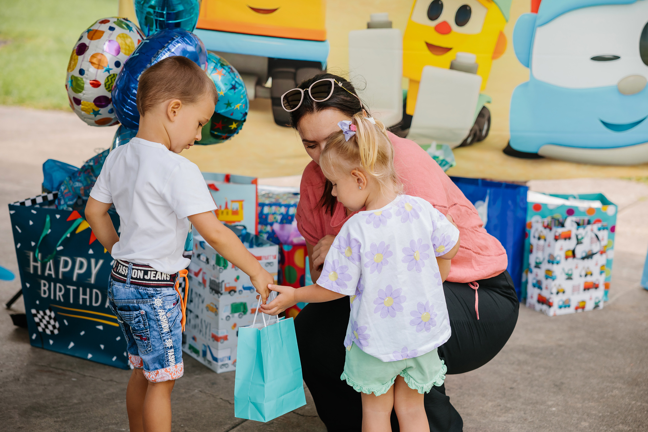 08.26.2023 Birthday Party. Wedding family event photographer in Chicago Nick Yushevich