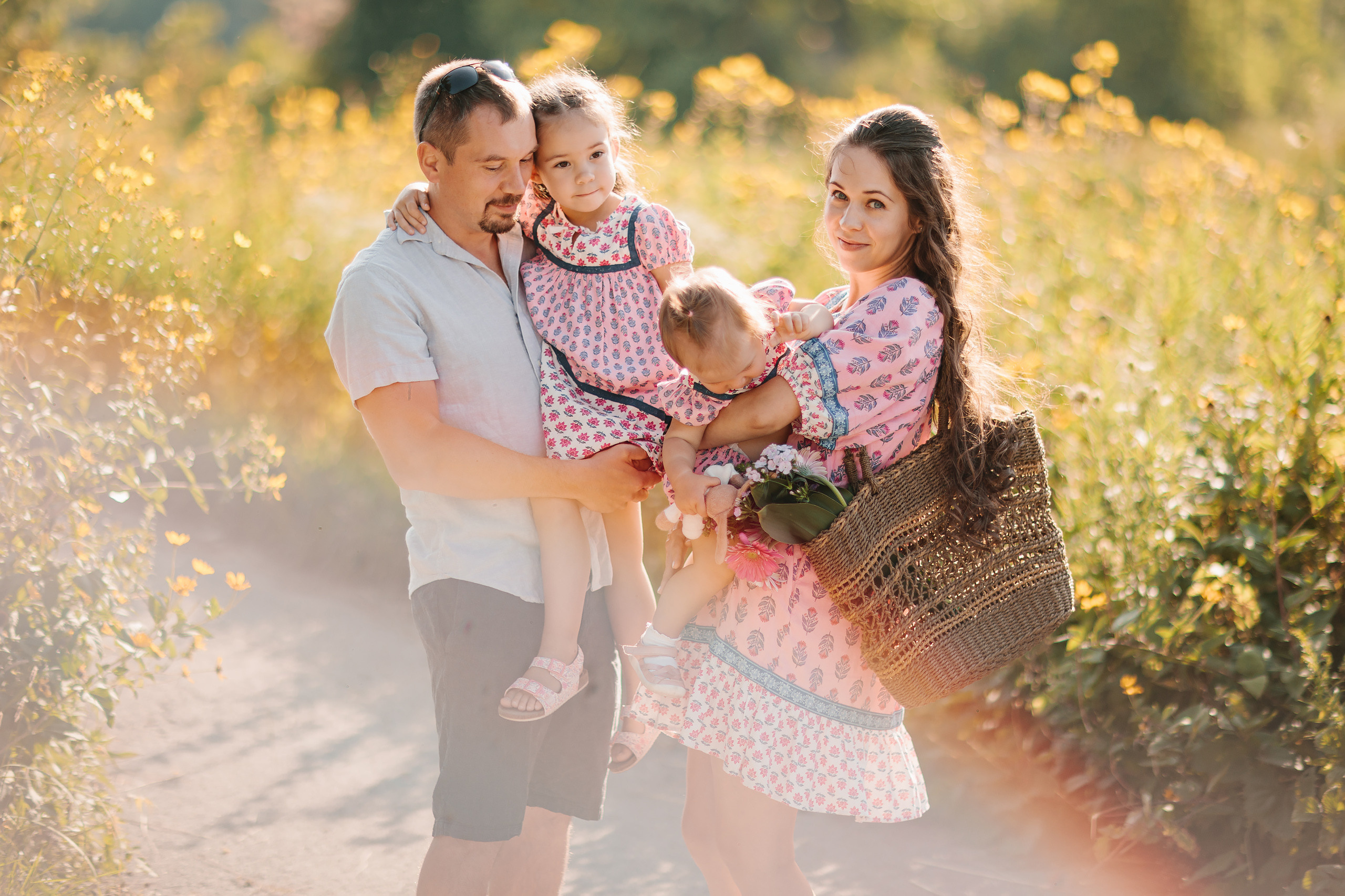 08.19.23 Family Photoshoot. Wedding family event photographer in Chicago Nick Yushevich