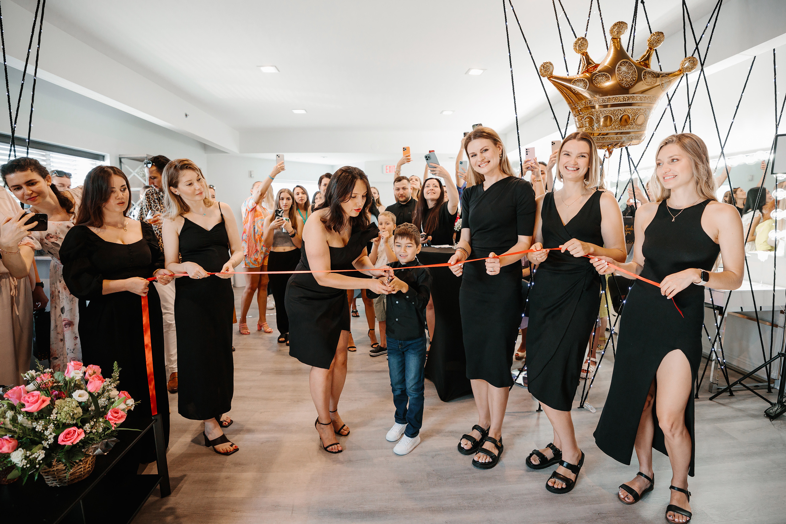 Grand Opening Anna Mania 08.20.2023. Wedding family event photographer in Chicago Nick Yushevich