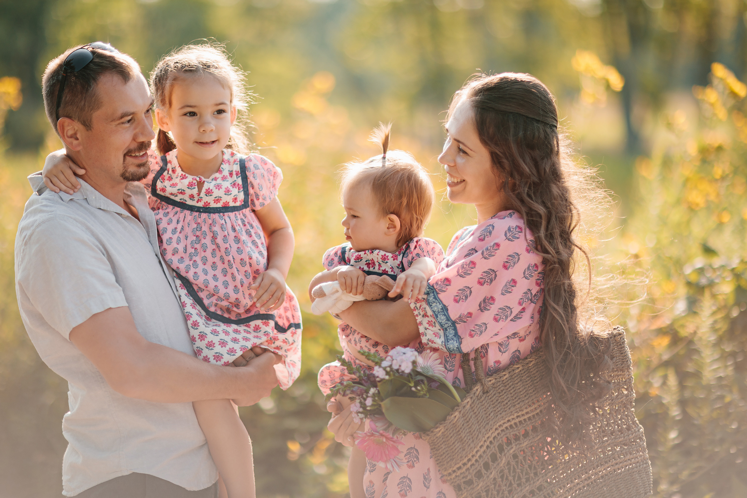08.19.23 Family Photoshoot. Wedding family event photographer in Chicago Nick Yushevich