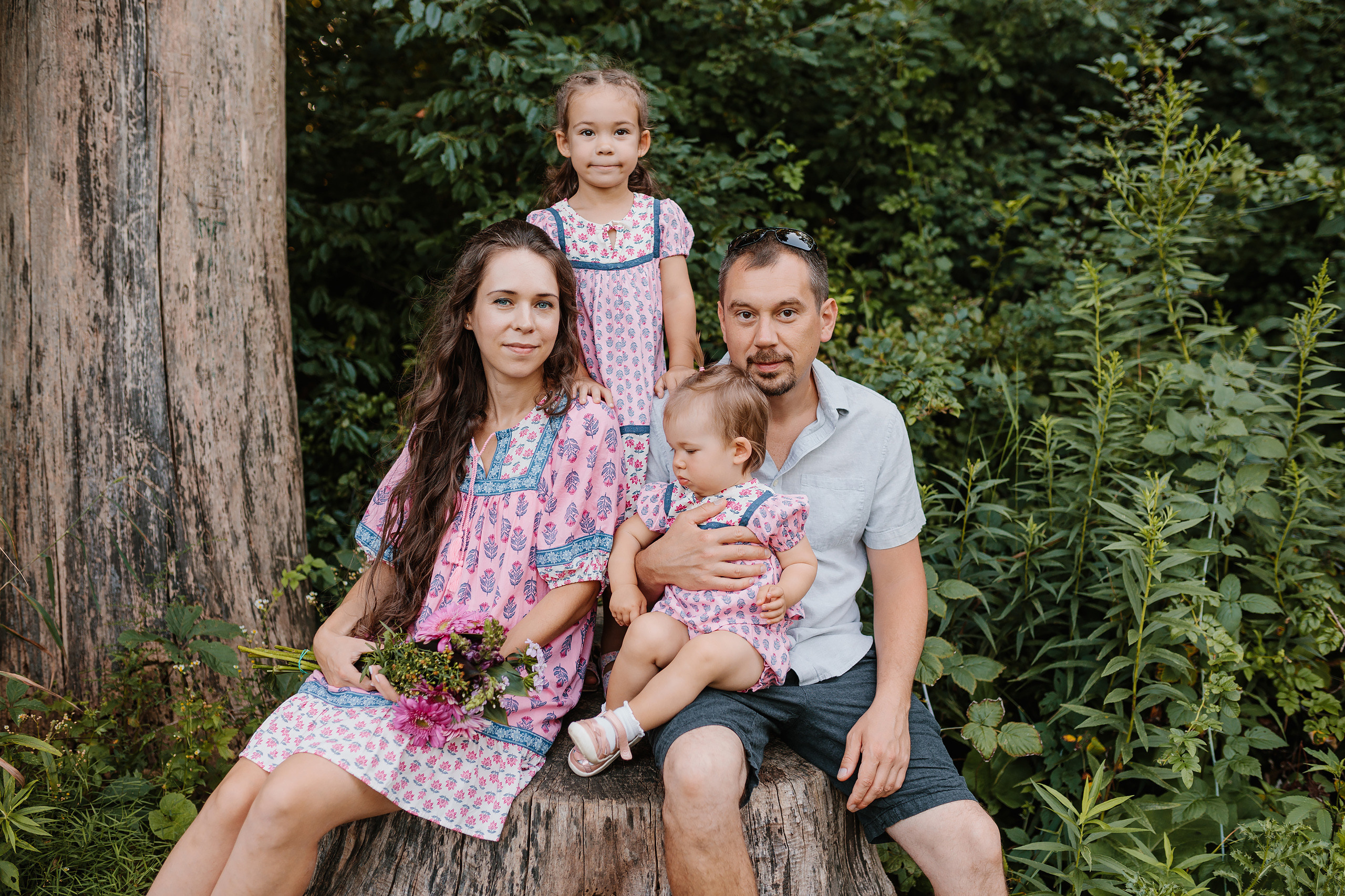 08.19.23 Family Photoshoot. Wedding family event photographer in Chicago Nick Yushevich