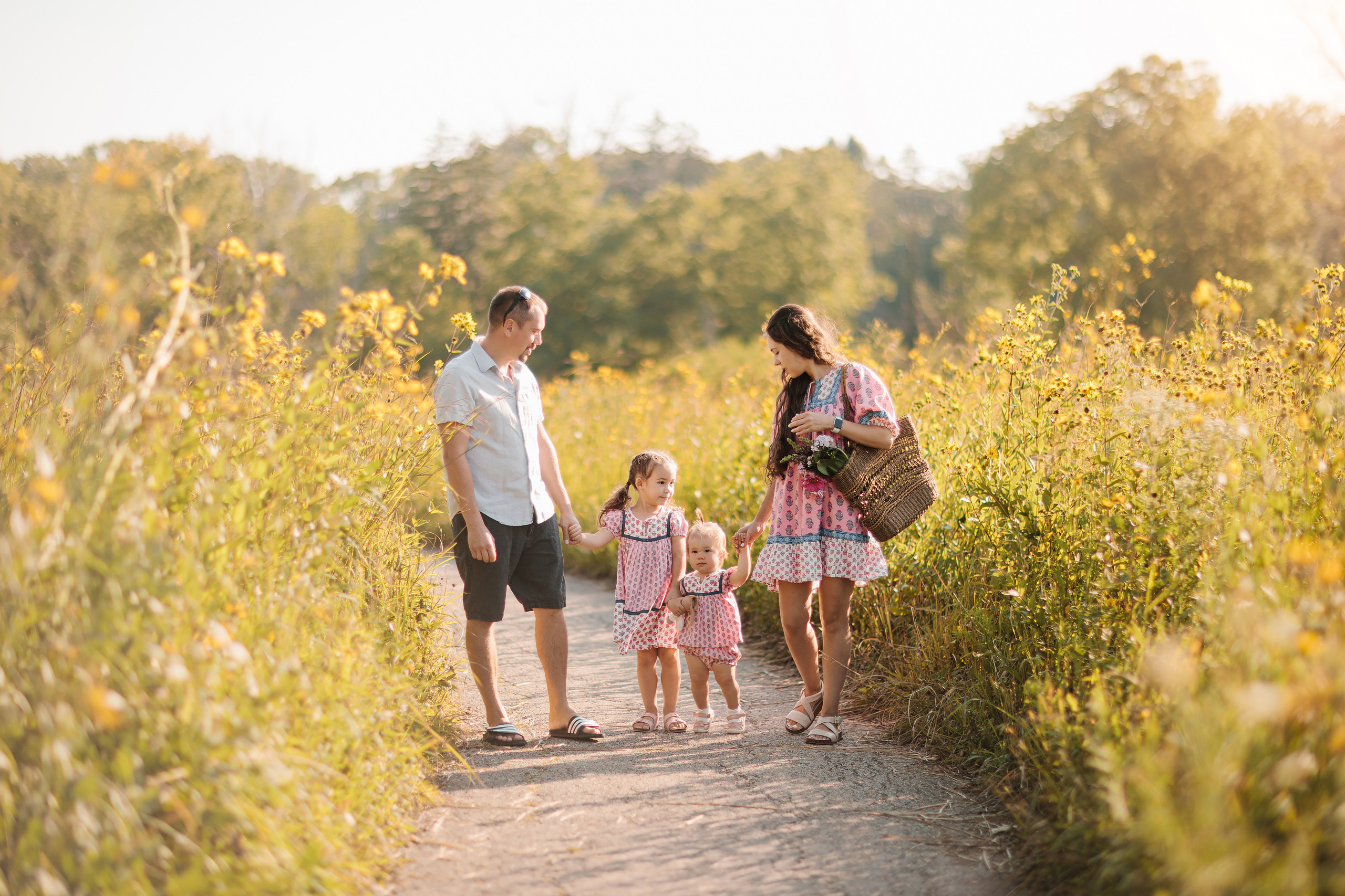08.19.23 Family Photoshoot. Wedding family event photographer in Chicago Nick Yushevich