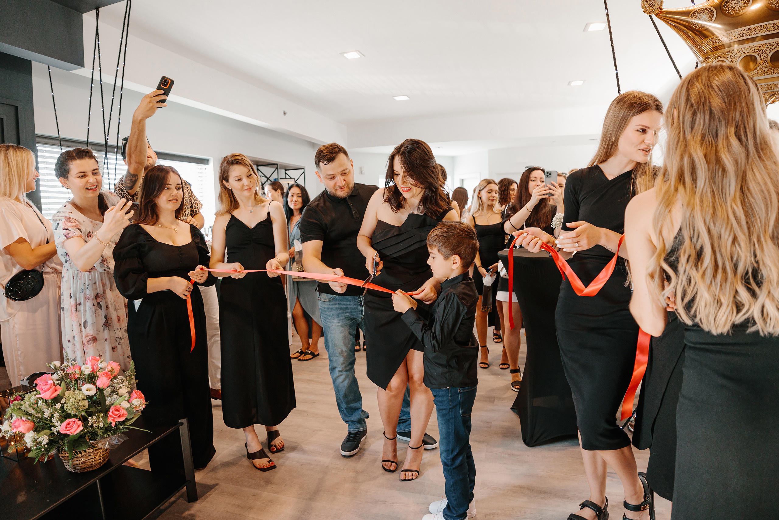 Grand Opening Anna Mania 08.20.2023. Wedding family event photographer in Chicago Nick Yushevich