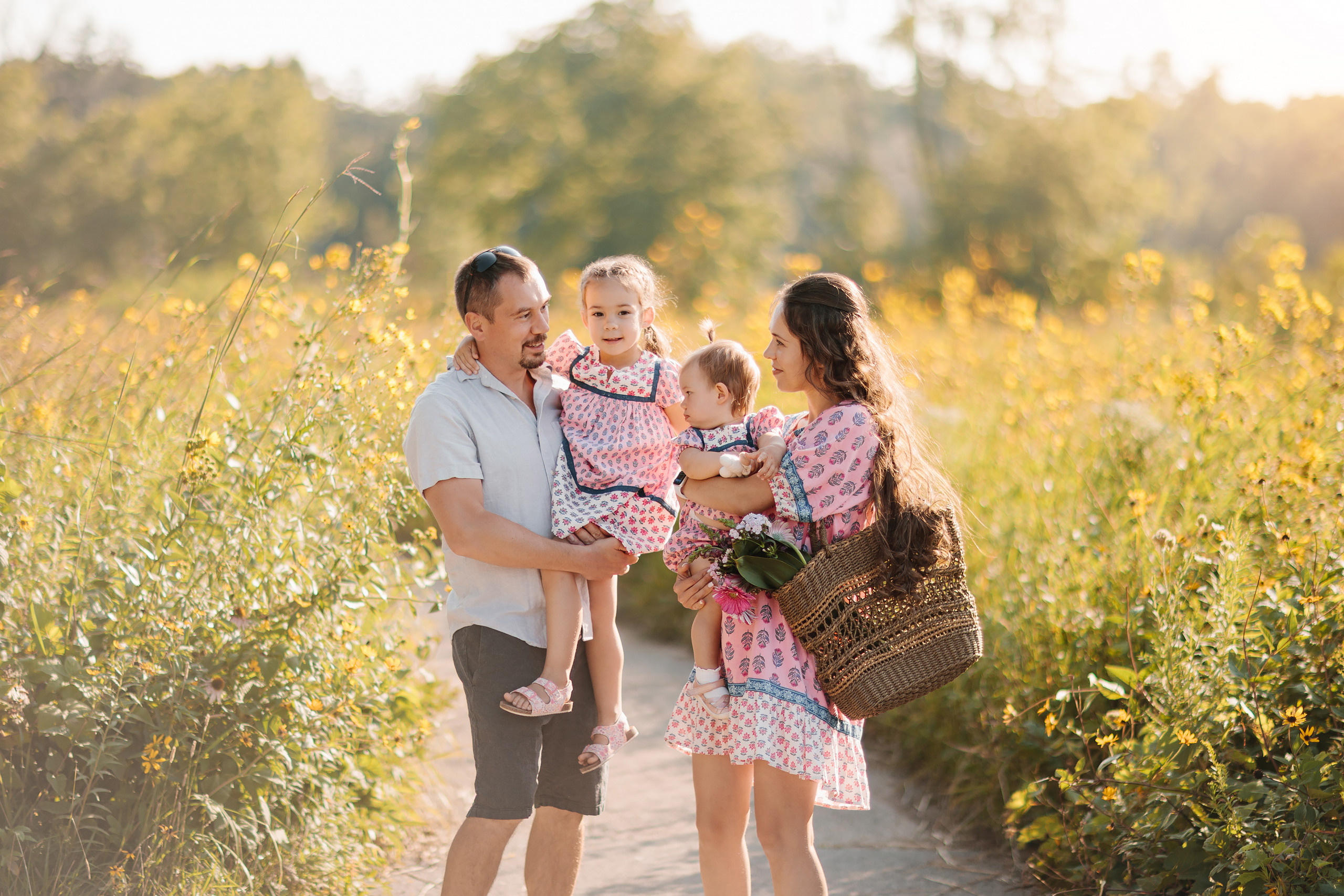 08.19.23 Family Photoshoot. Wedding family event photographer in Chicago Nick Yushevich