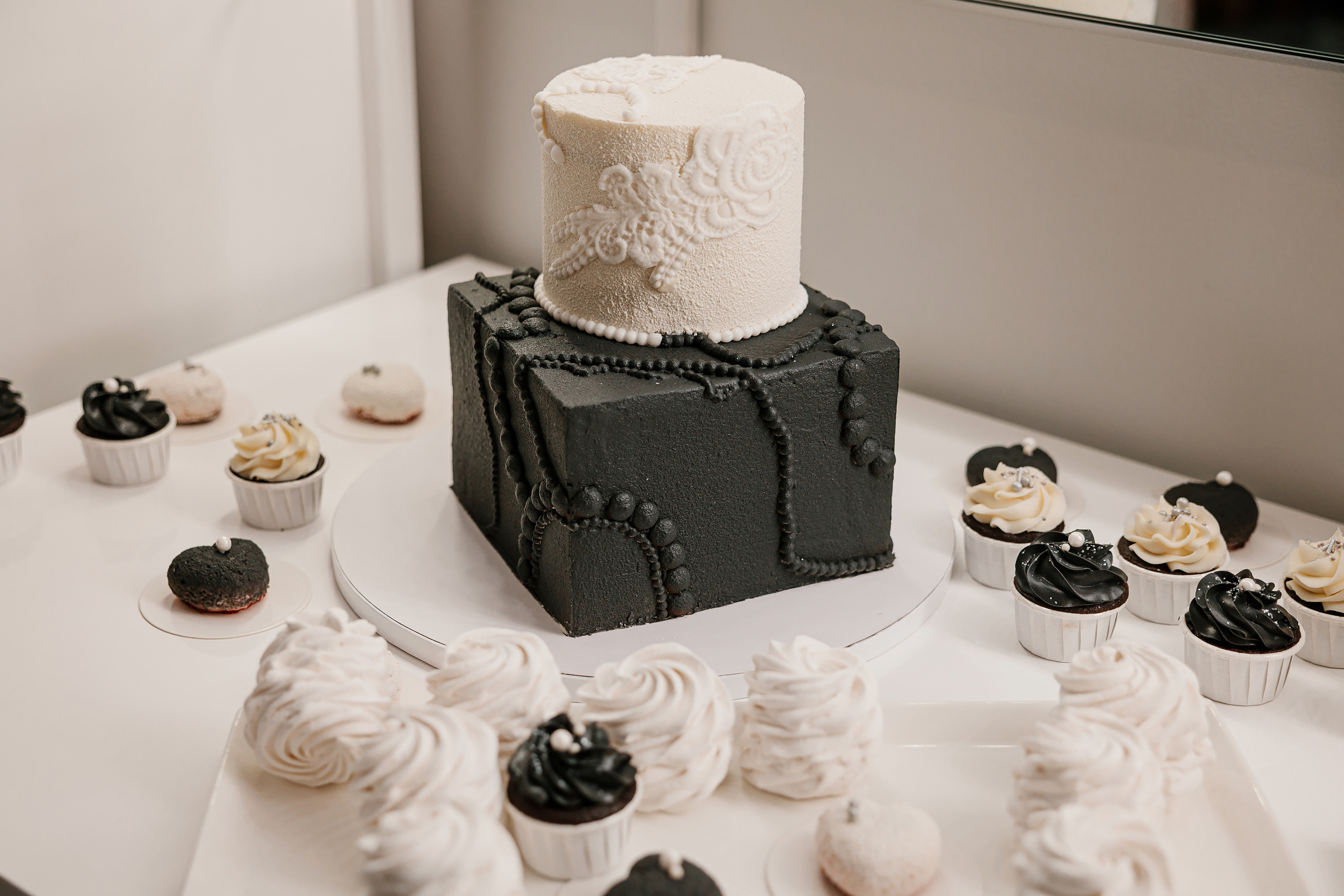 Grand Opening Anna Mania 08.20.2023. Wedding family event photographer in Chicago Nick Yushevich