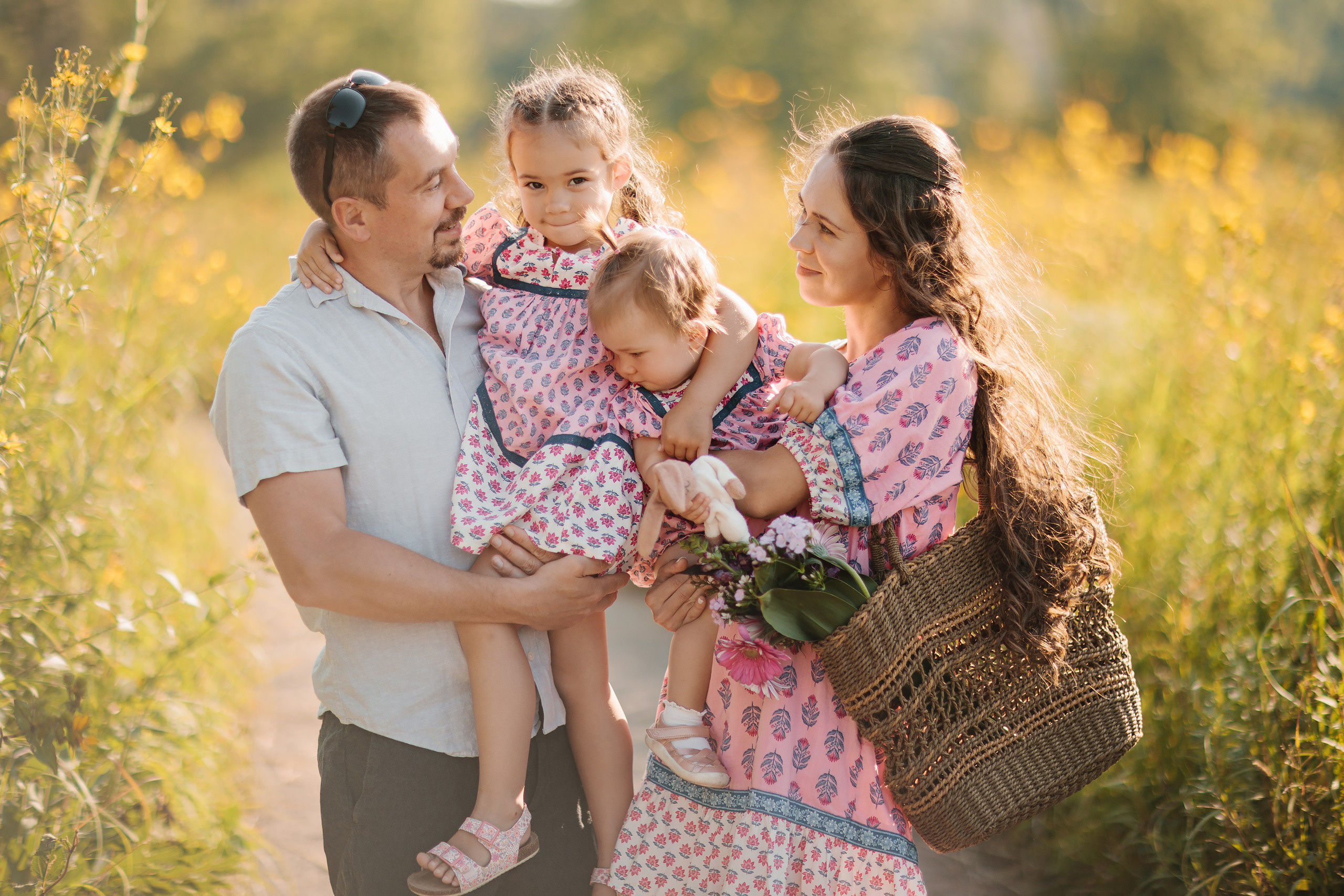08.19.23 Family Photoshoot. Wedding family event photographer in Chicago Nick Yushevich