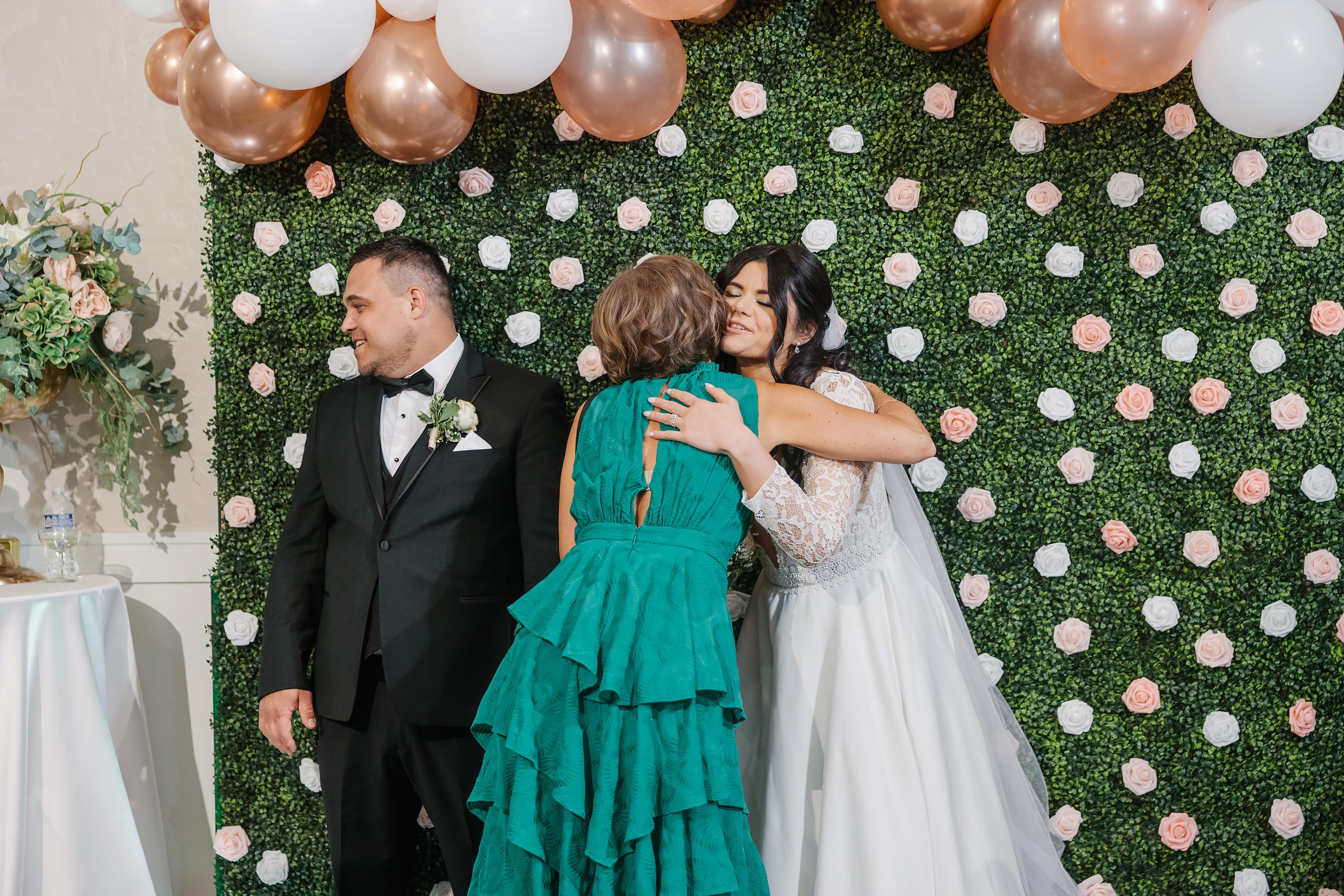 31.08.2024 Wedding. Wedding family event photographer in Chicago Nick Yushevich