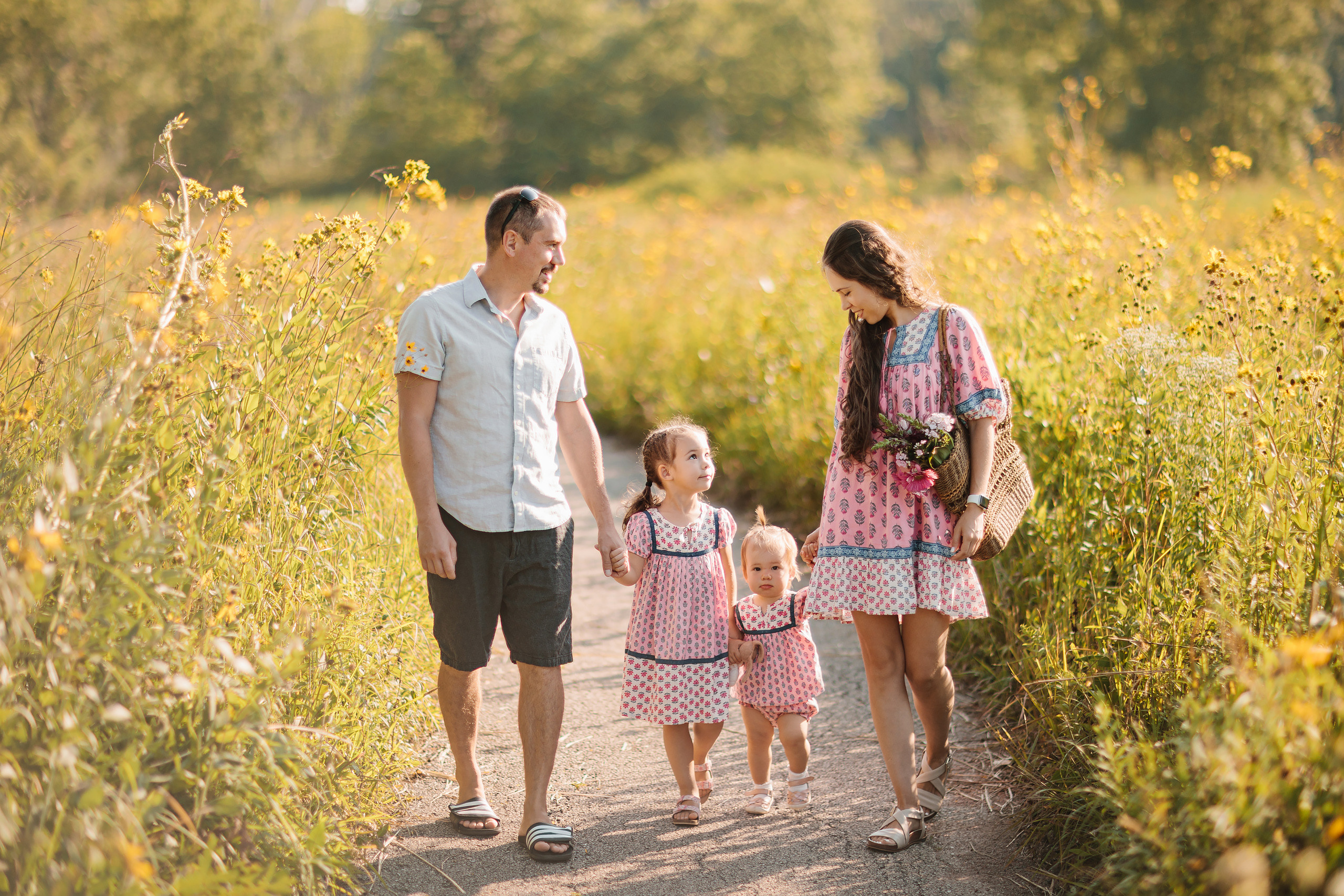 08.19.23 Family Photoshoot. Wedding family event photographer in Chicago Nick Yushevich
