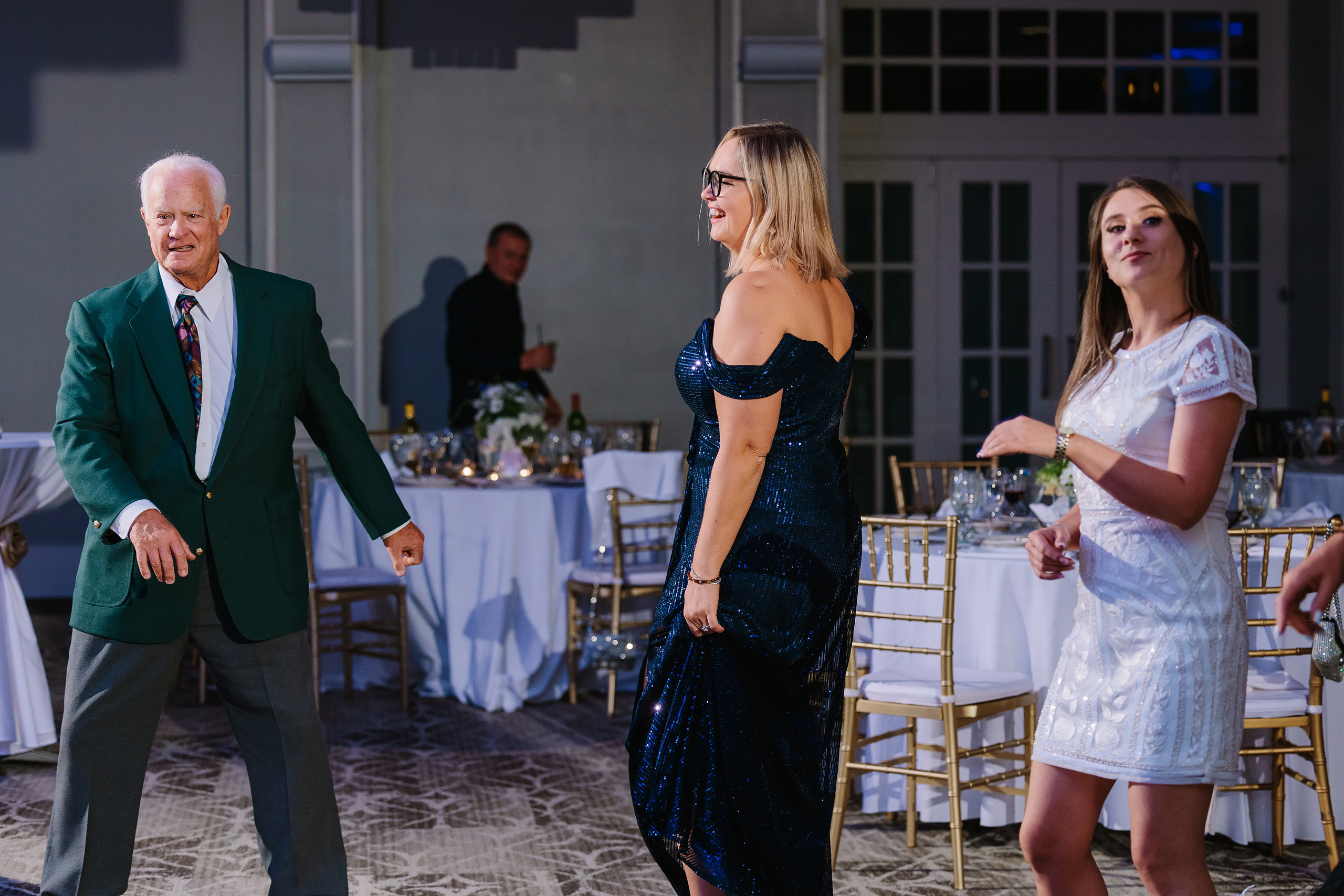 09.09.2023 Wedding. Wedding family event photographer in Chicago Nick Yushevich