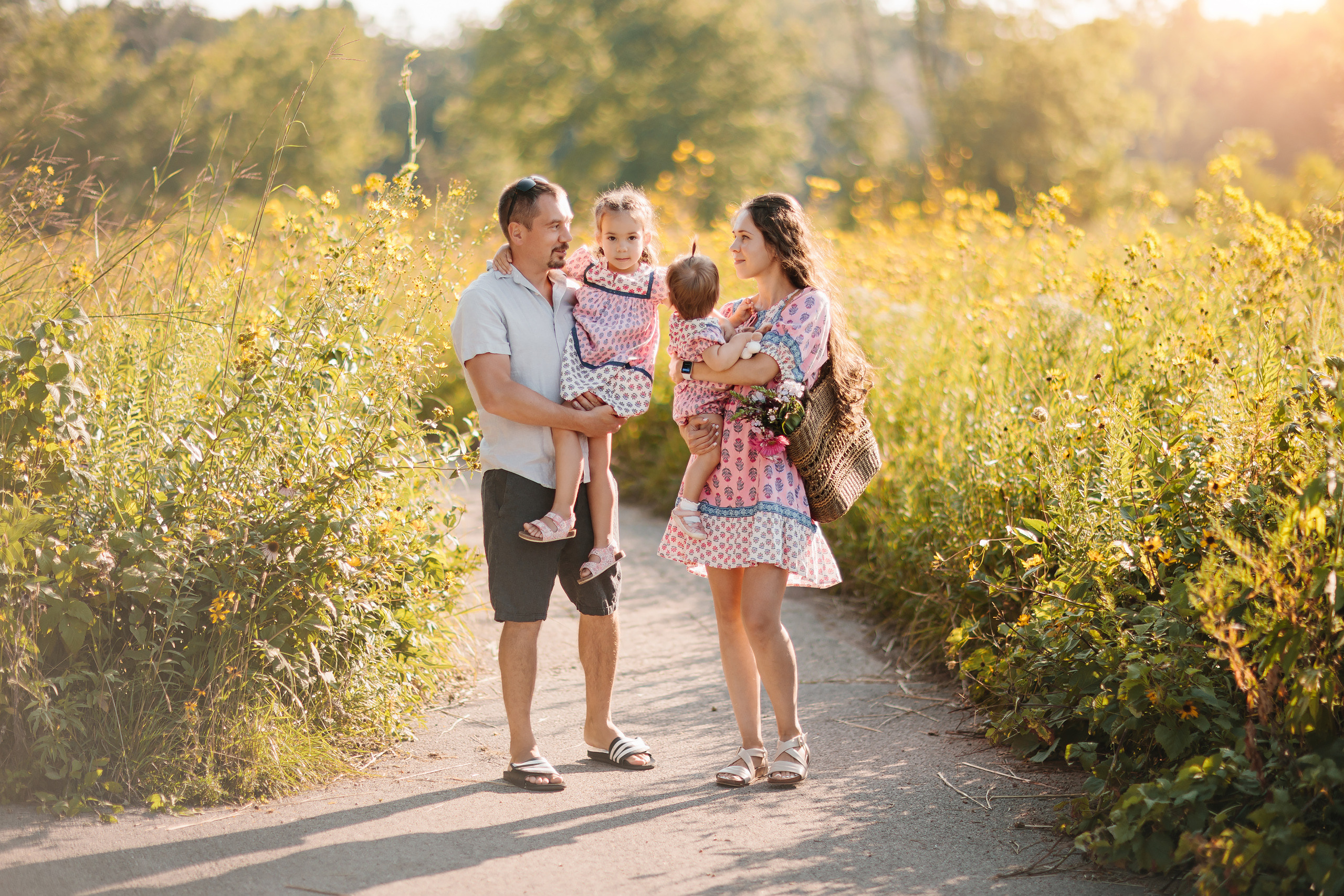 08.19.23 Family Photoshoot. Wedding family event photographer in Chicago Nick Yushevich
