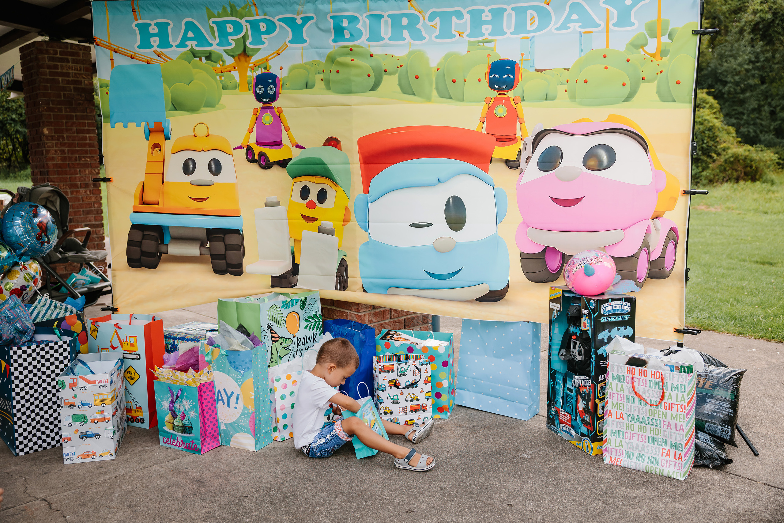 08.26.2023 Birthday Party. Wedding family event photographer in Chicago Nick Yushevich