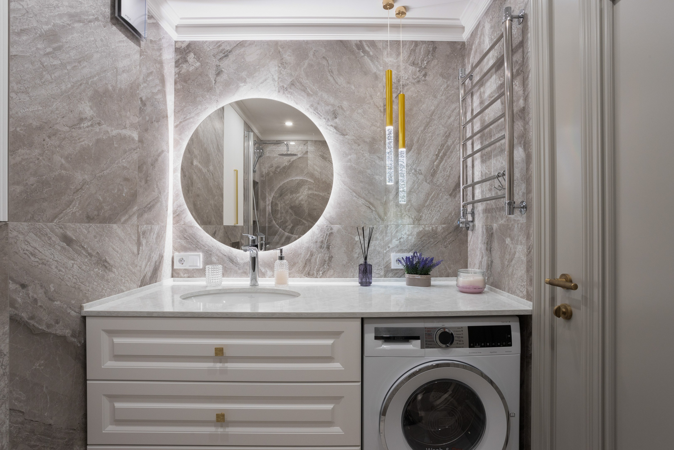 Modern apartment bathroom interior - photographer Andrey Dunin