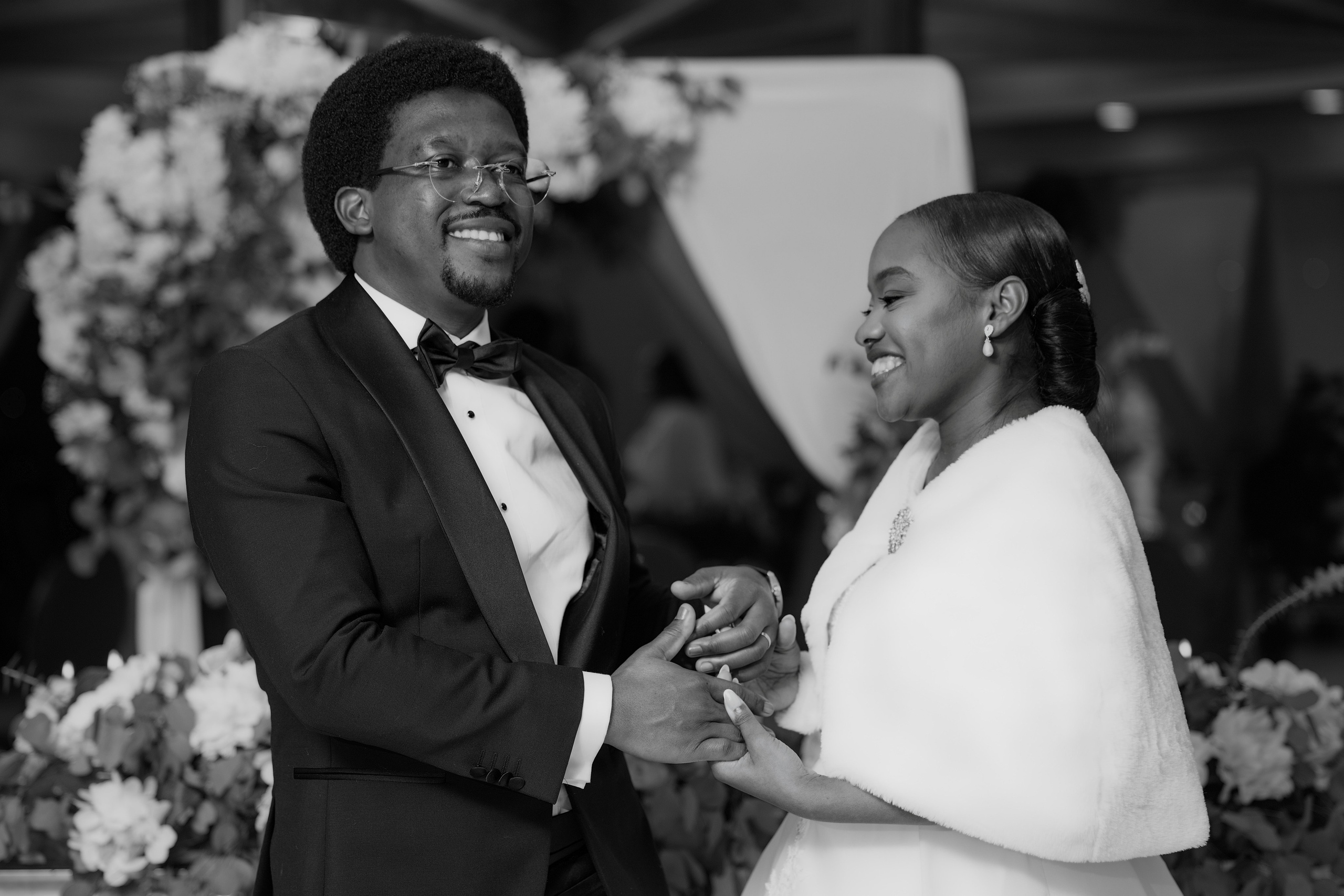 Nawik e Ethson. Fazemos o seu casamento ser lembrado por gerações