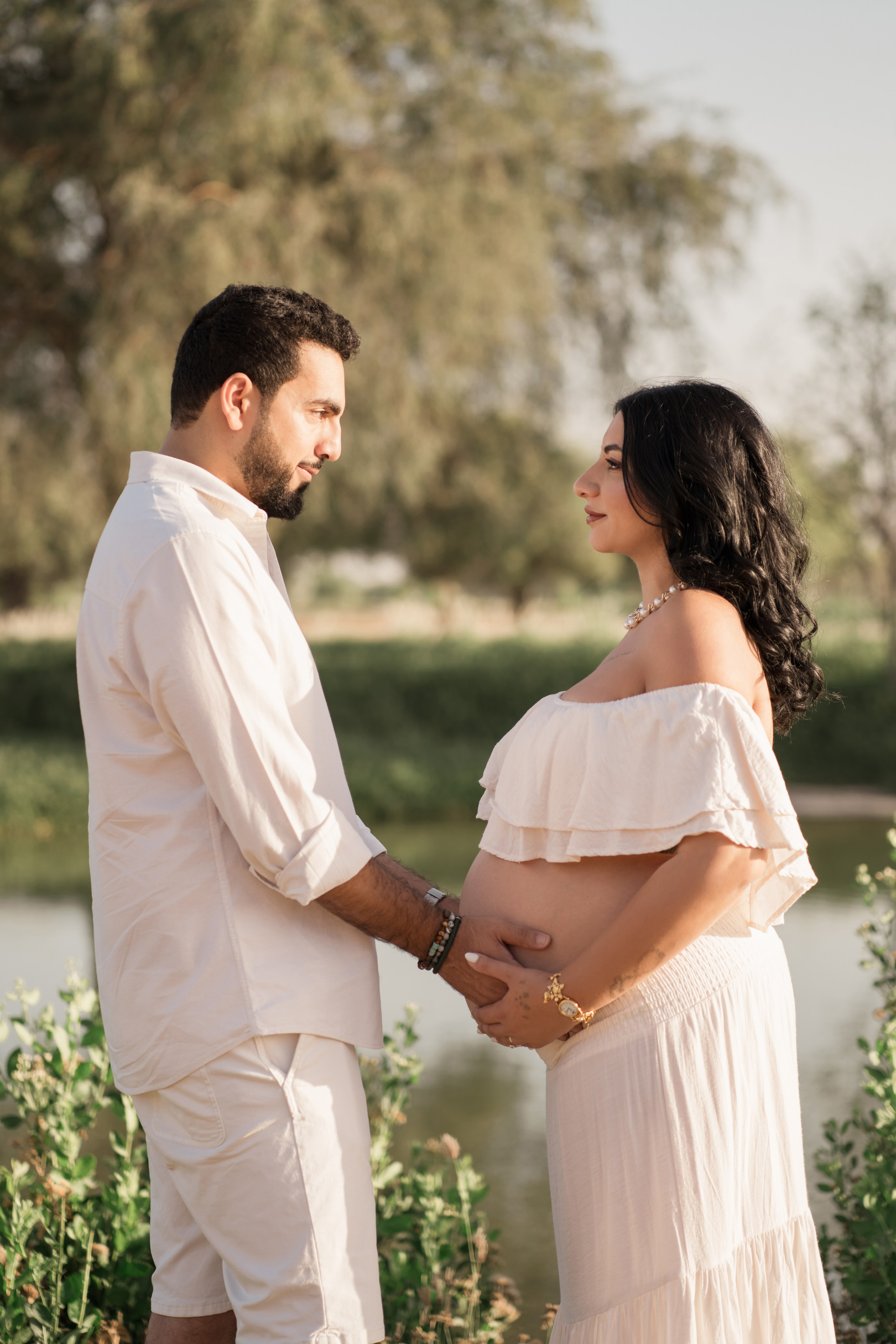 Sunrise by the lake. Angela Iakovleva — Family Photographer in Dubai