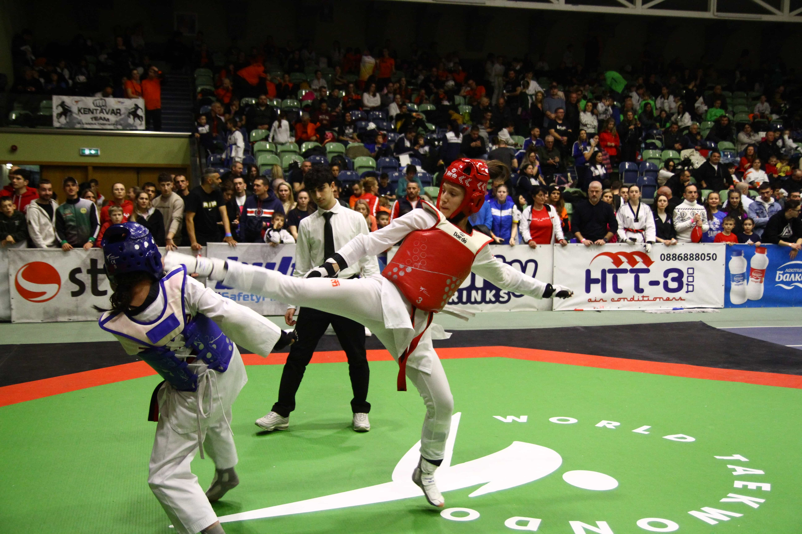 2025-02-02, ТАЕКУОНДО, Държавно Първенство, Пловдив. СПОРТНА ФОТОГРАФИЯ | ПОРТРЕТНА | РЕПОРТАЖНА