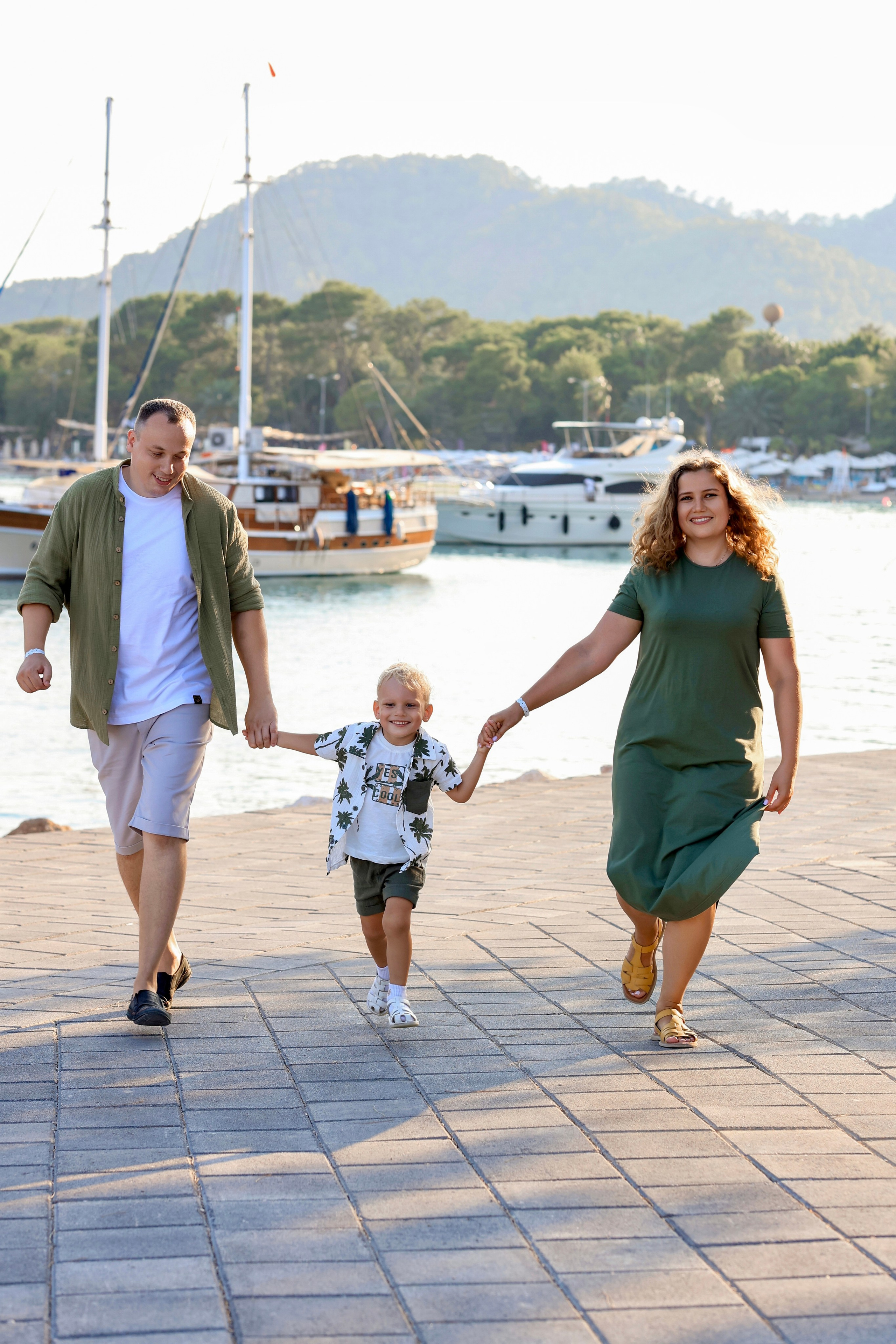 Центр Кемера. Фотосессии в Анталии, Кемере, Сиде, Белеке, Каше Djamilya Akkanat