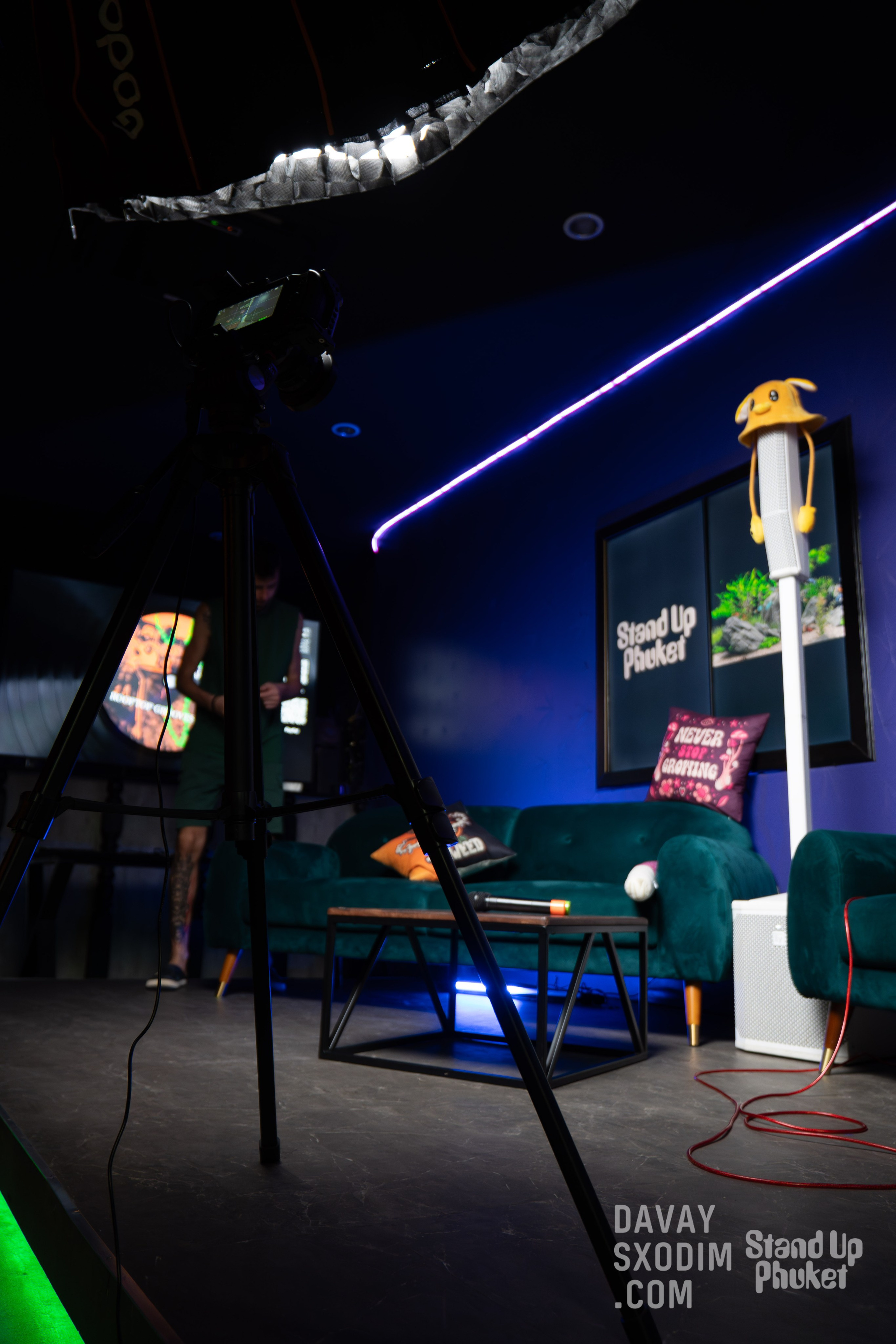 Standup-шоу «Тай-Болтай» | Фоторепортаж | Афиша | DAVAYSXODIM.com PHUKET. АФИША|ФОТОРЕПОРТАЖИ|ИВЕНТЫ|ПХУКЕТ