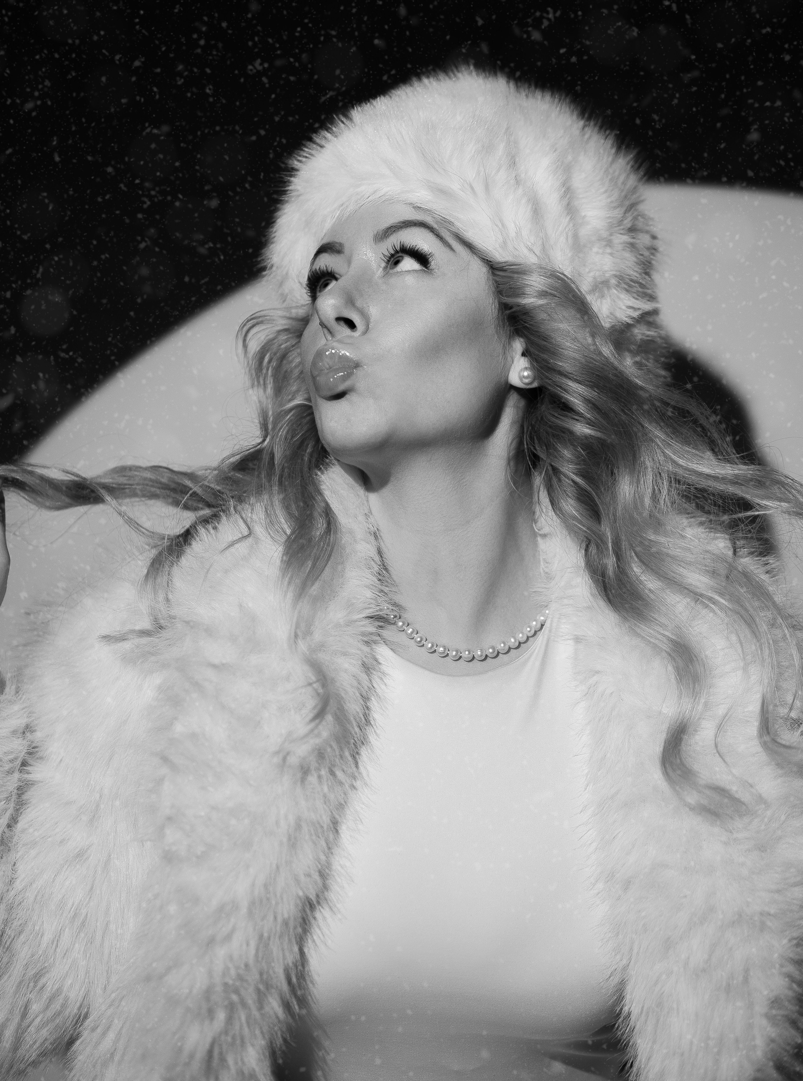 Julia Winter. Women’s photographer in Coventry, UK. Boudoir and portraits are my focus; I also capture couples, mini weddings, maternity & newborns