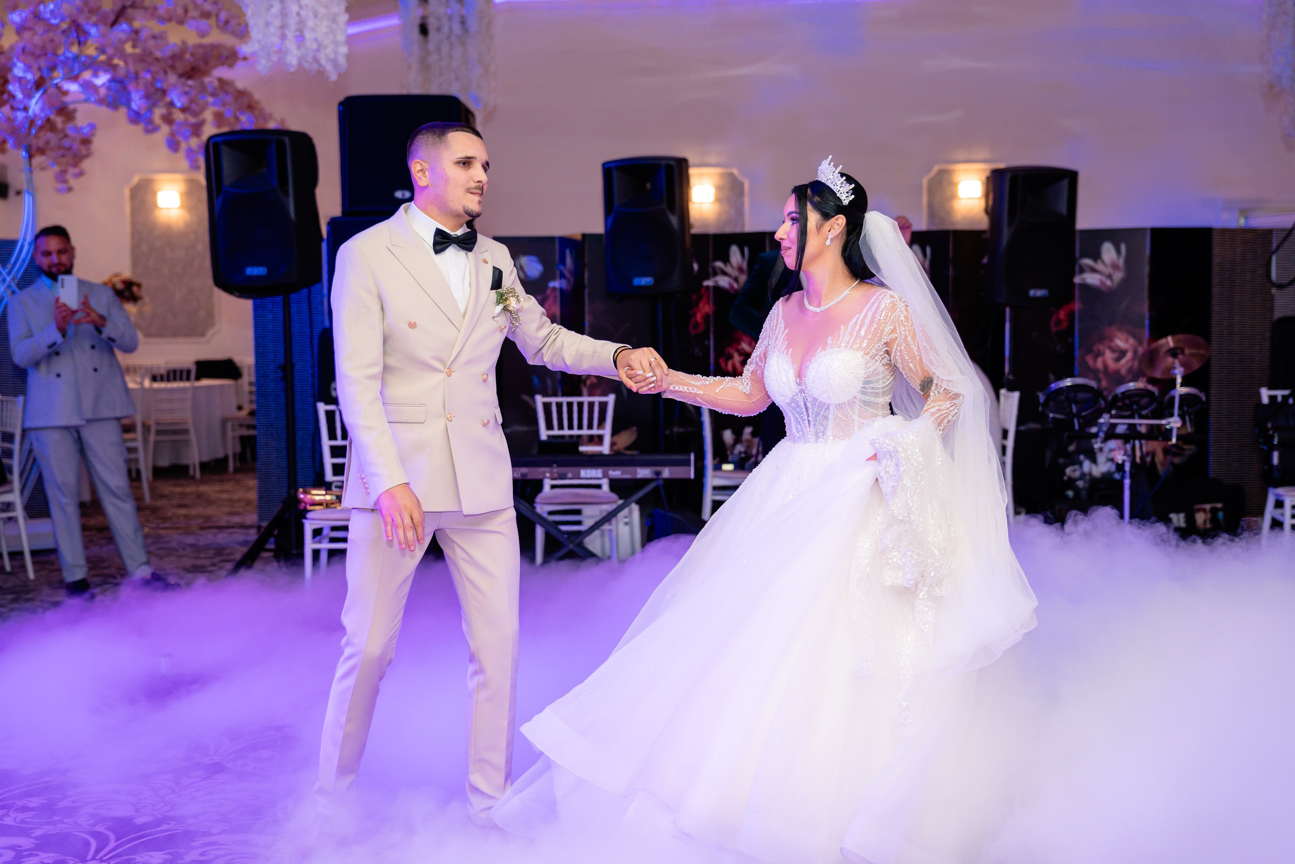 Bella & Adi. Foto Studio — Fotograf de evenimente, nunti, botezuri, portrete