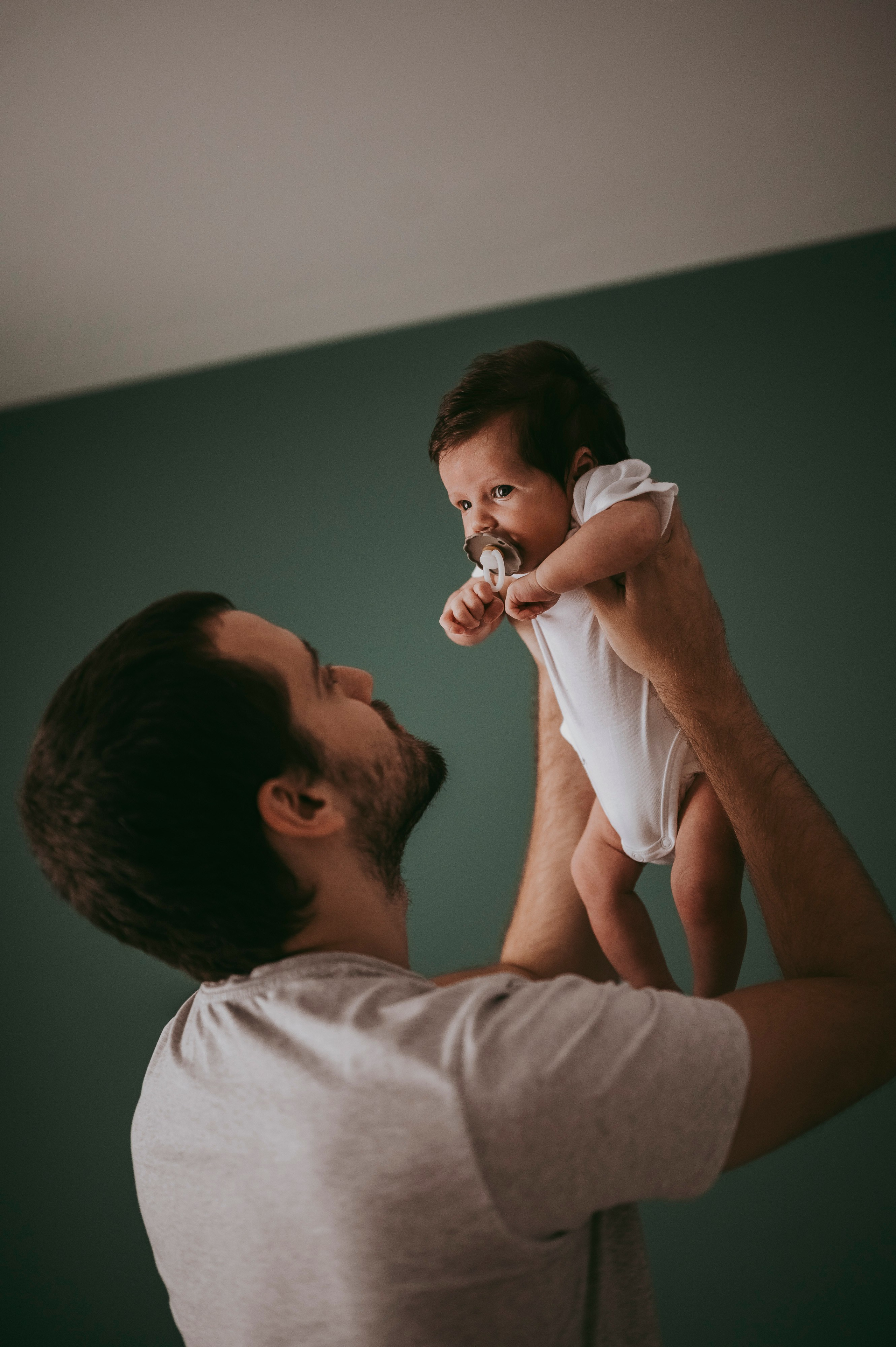 Sonja, Nikola, Lazar i Luka / porodicno fotografisanje kod kuce. Deciji i porodicni fotograf u Beogradu Oksana Skendzic