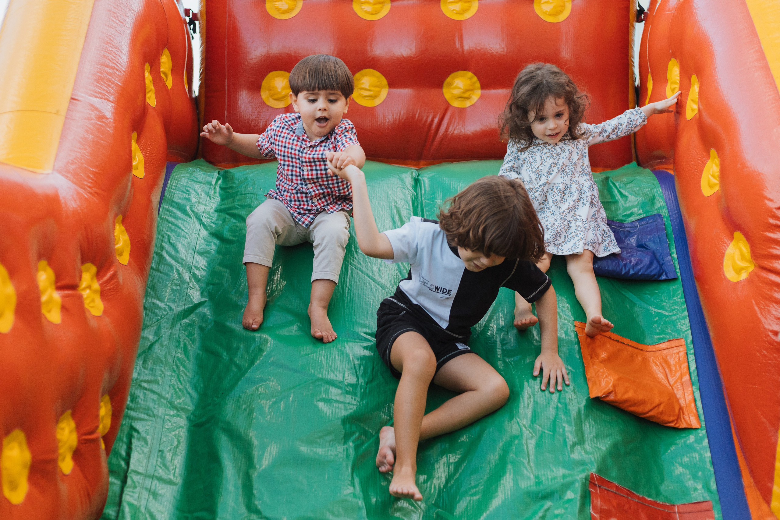 ANIVERSÁRIOS. INÍCIO