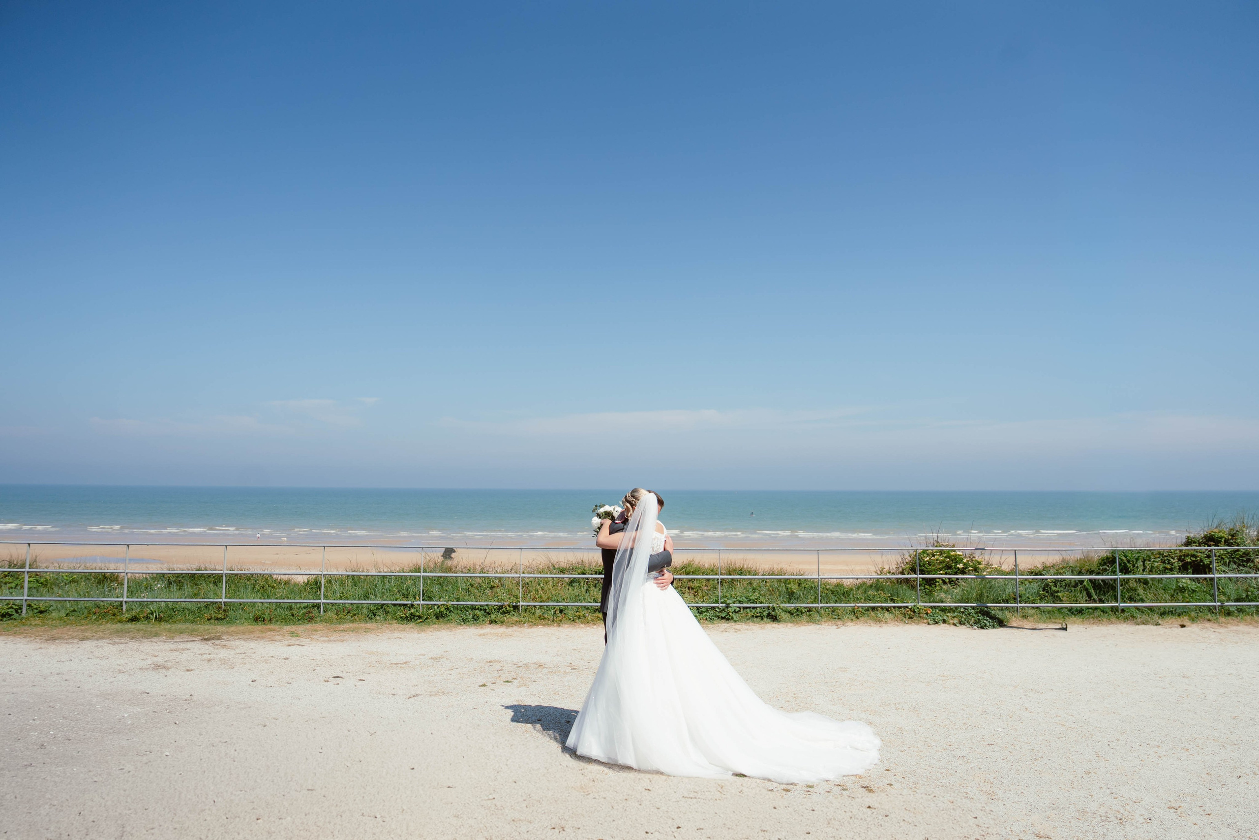 Océane & Pierre. Weeding photographer / event / portrait