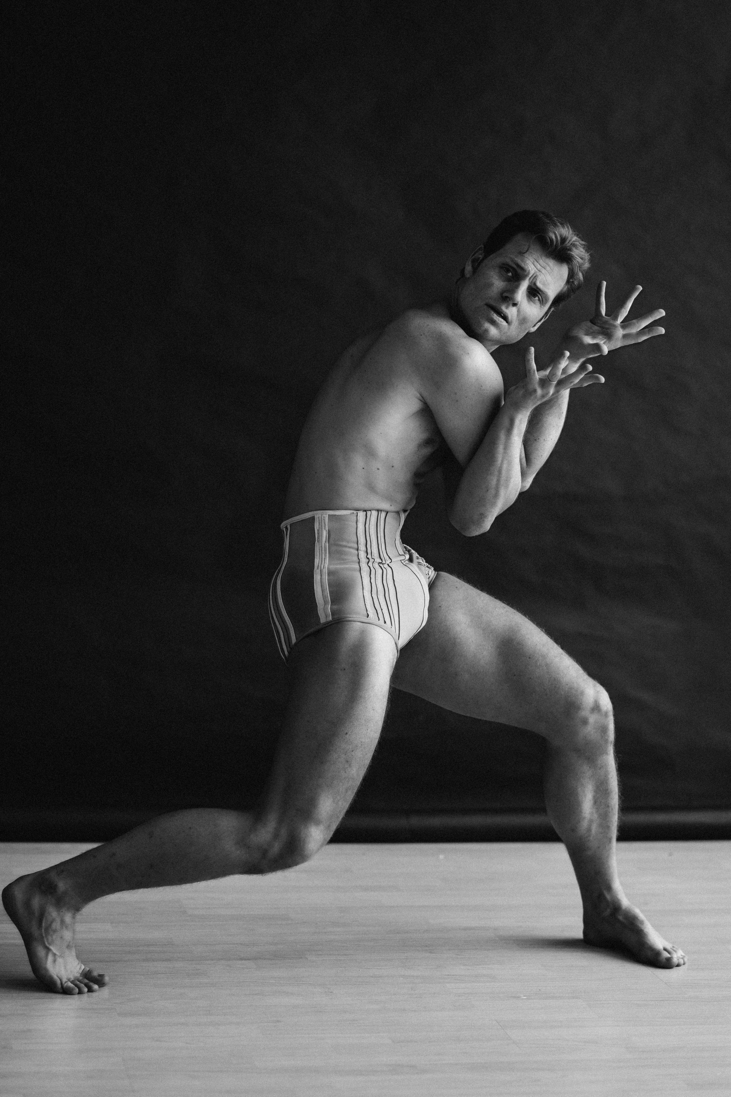 DANCERS. Victoria Olonen – Cinematic Portrait Artist | Helsinki & Europe
