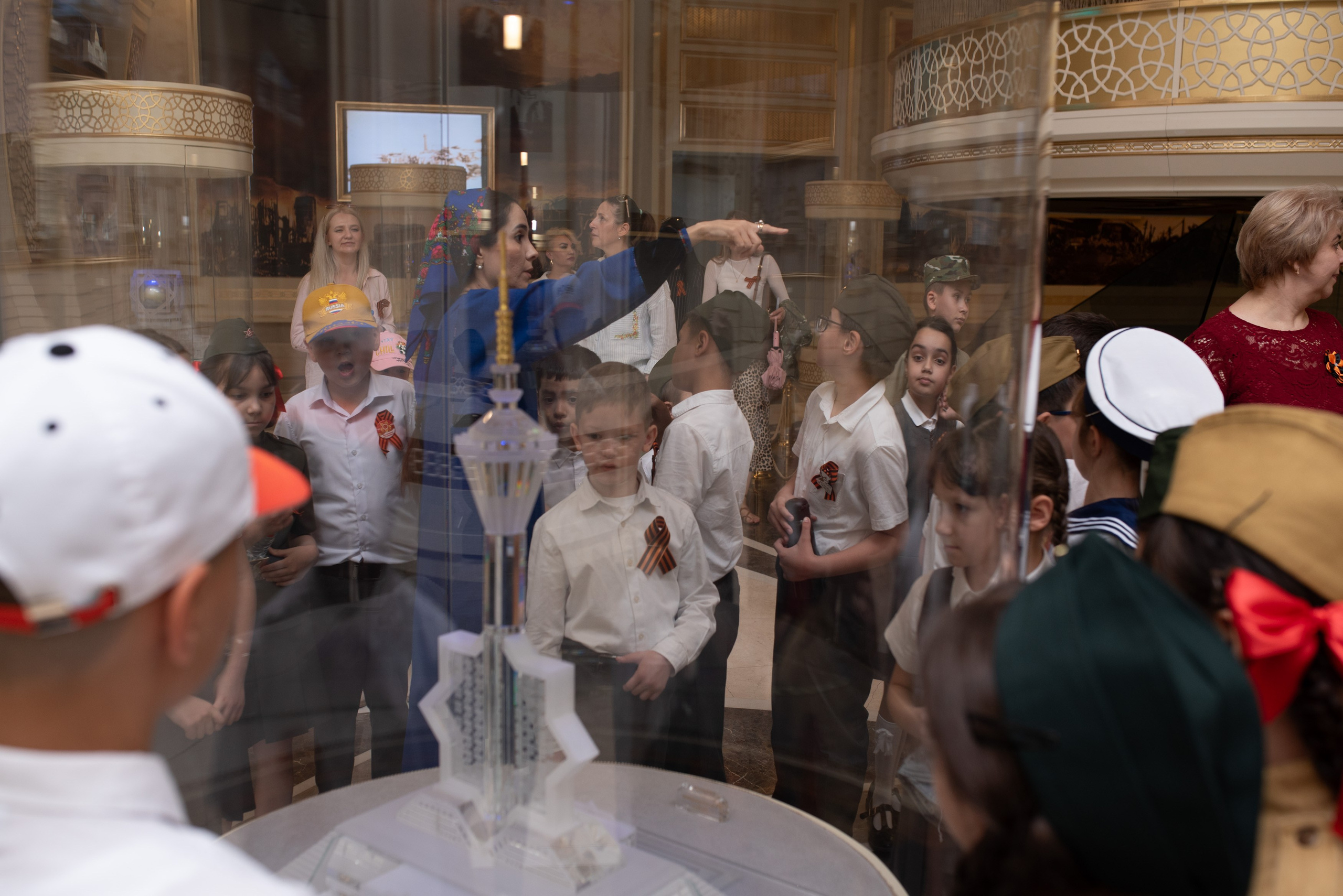 Вечный огонь 2"А» класс. Ваш фотограф в Ашхабаде Гамлет Осипов