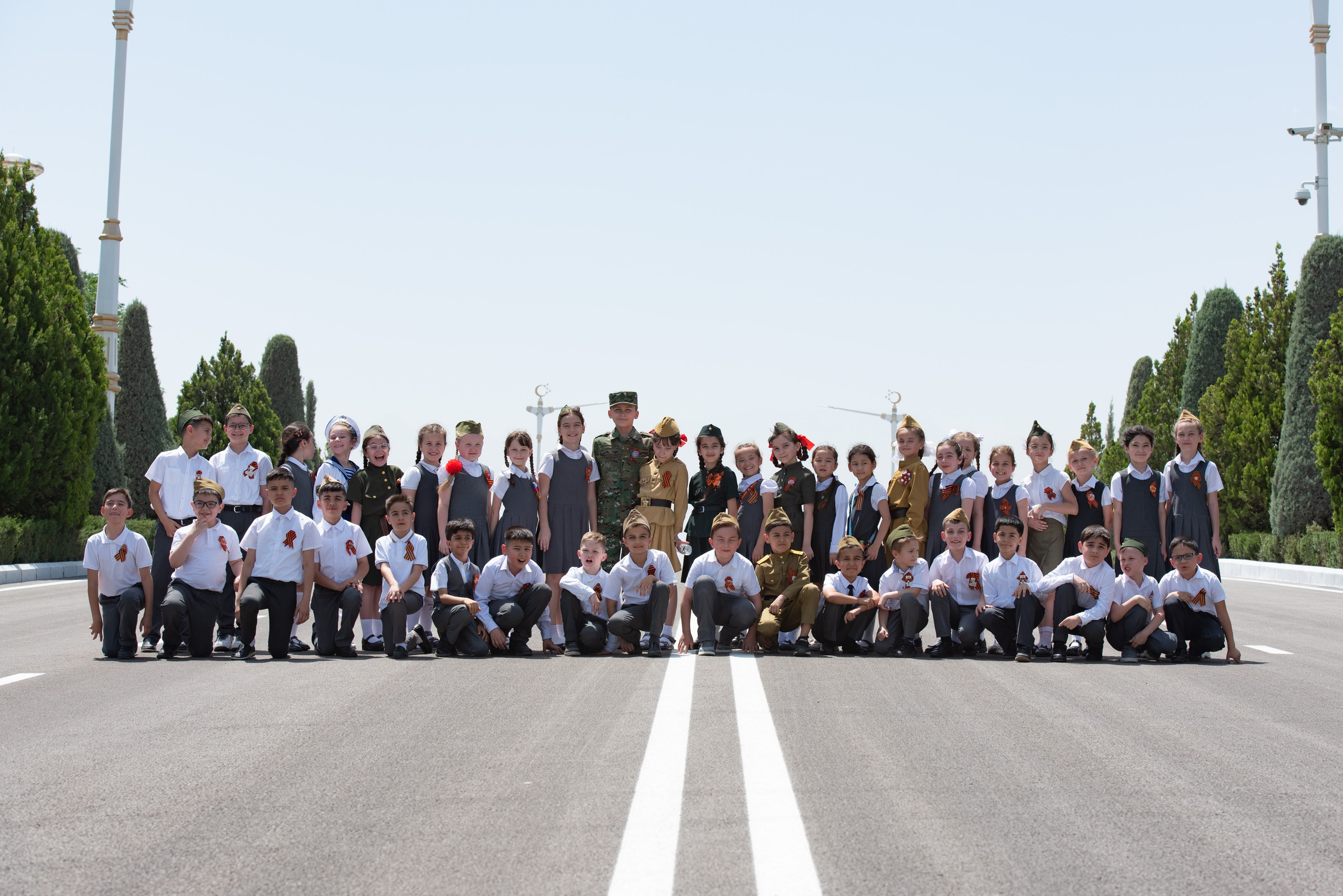 Вечный огонь 2"А» класс. Ваш фотограф в Ашхабаде Гамлет Осипов