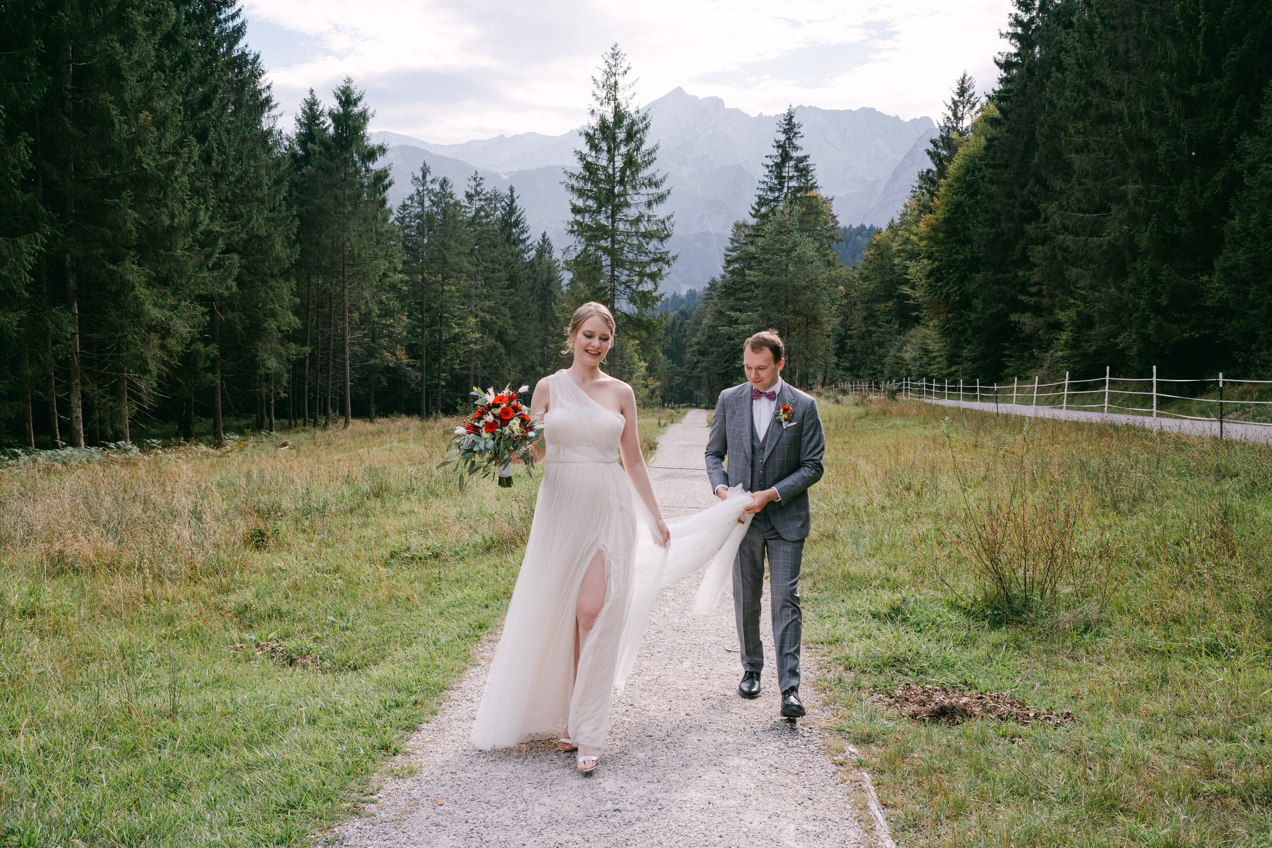 Wedding photography in Werdenfelserei Garmisch-Partenkirchen. Inna Zaytseva Photography | Fotografin in München | Content Creation
