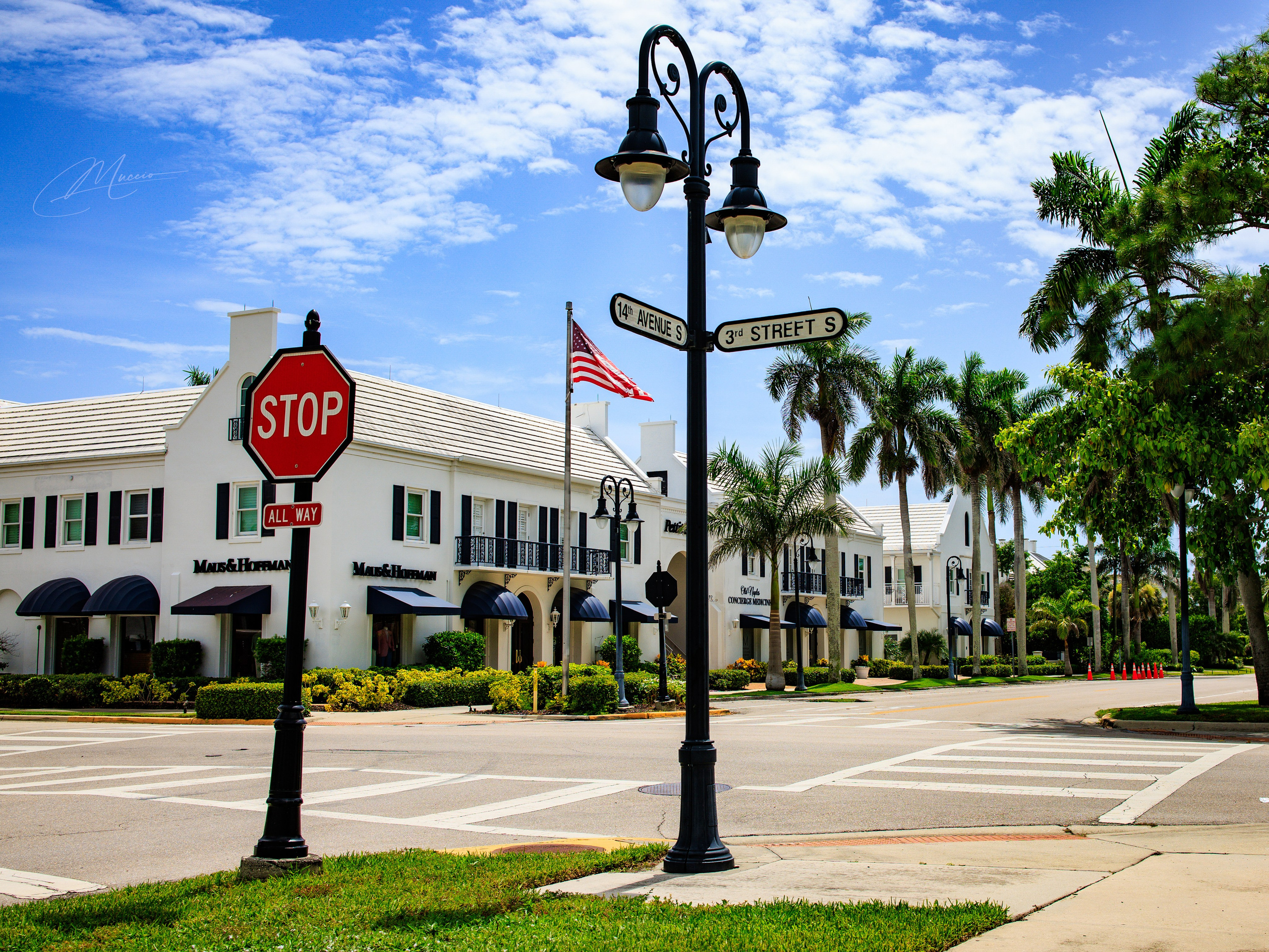 Aqualane. Out and About 239