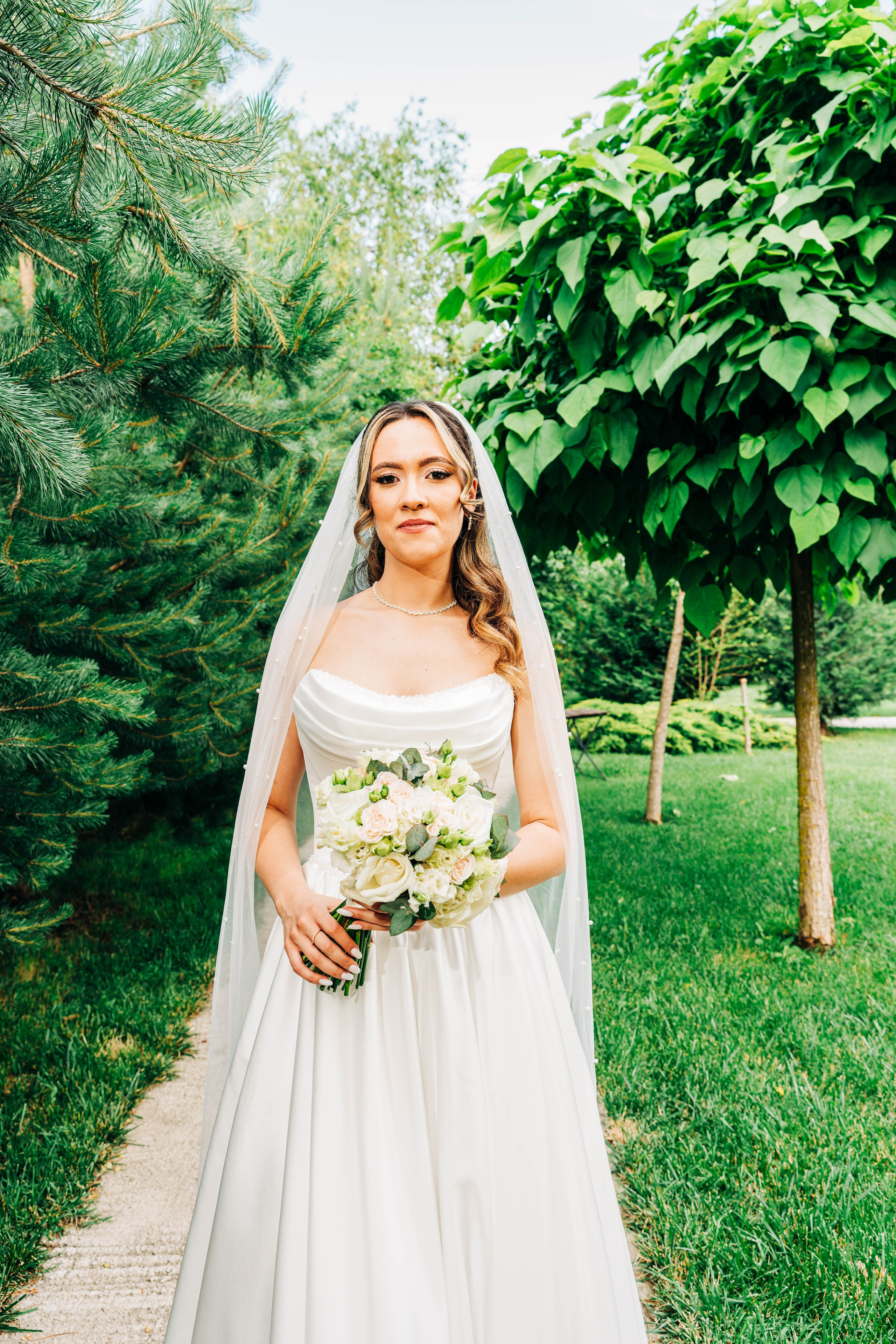 Ana & George. Fotograf de evenimente din Romania