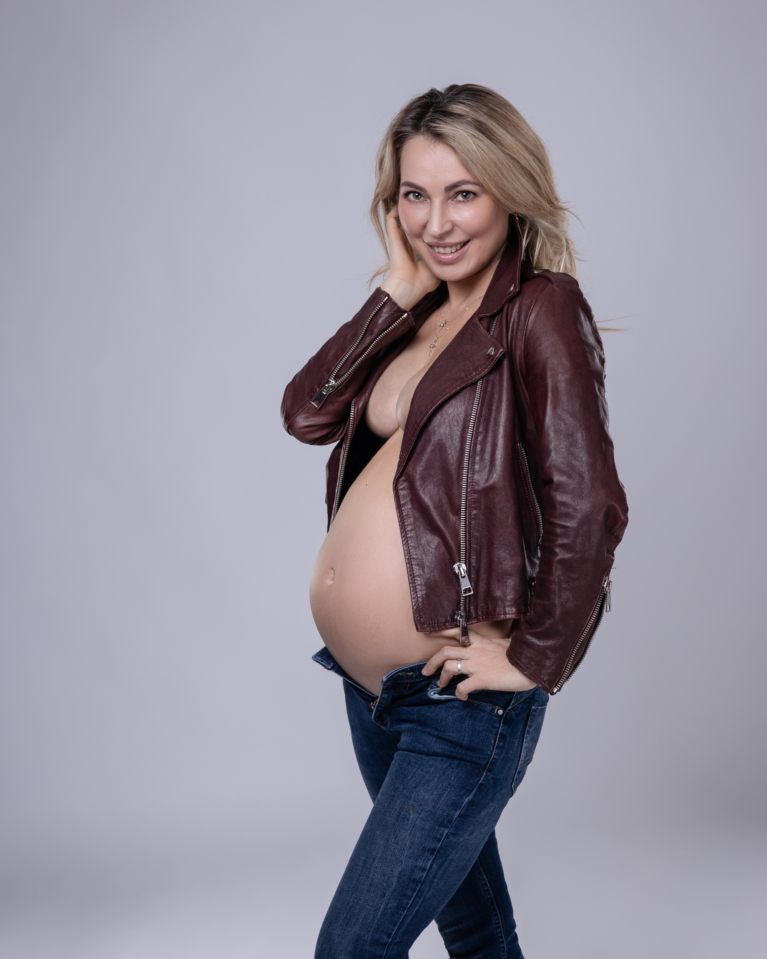 Babybauch Shooting mit wunderschöner Tatiana