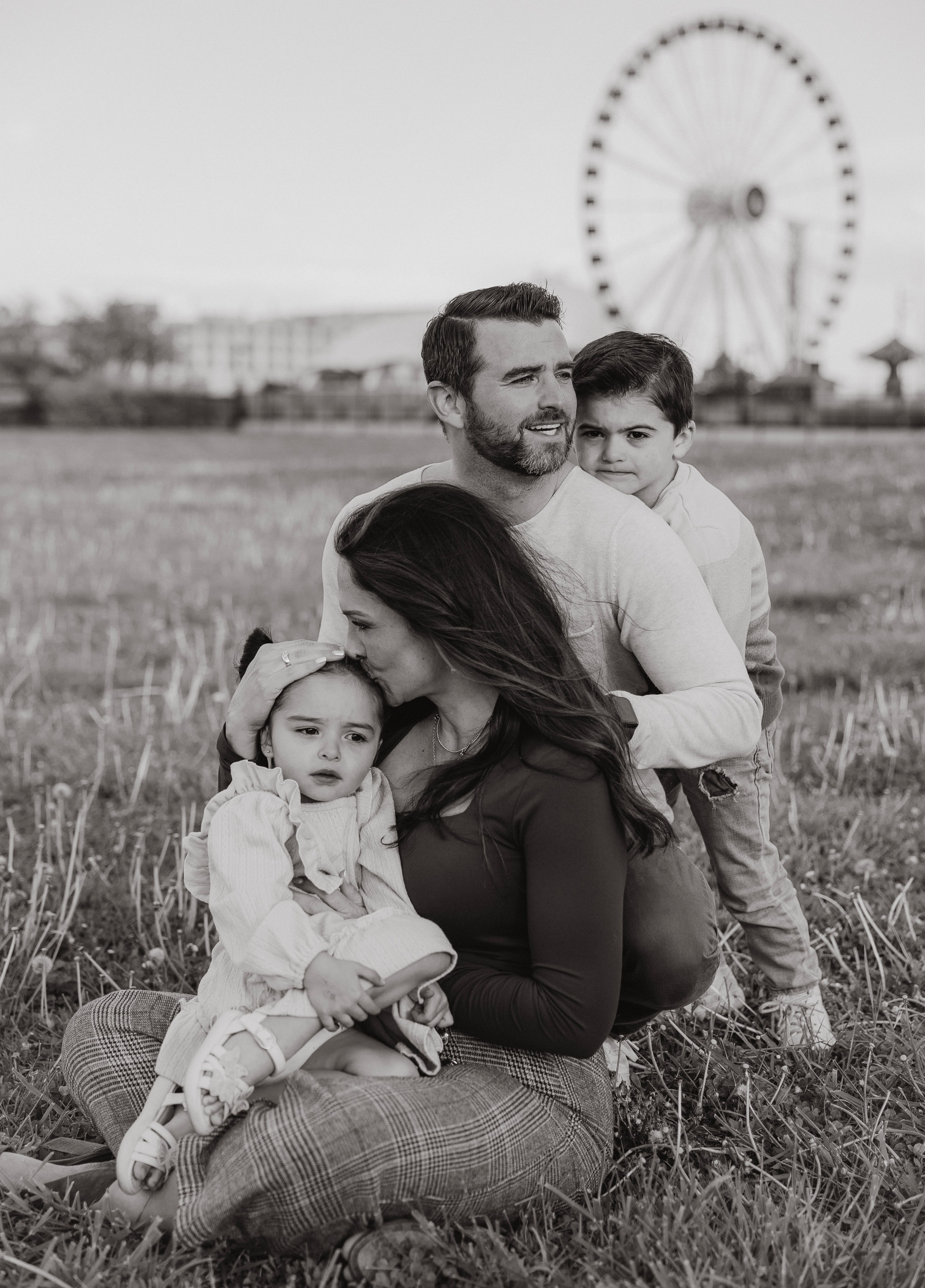 J. Family. Emotional Couples, Proposal, Motherhood & Family Photography in Chicago — Such a Photo
