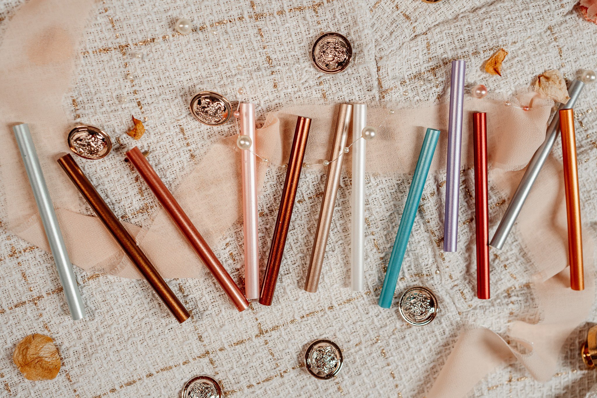 Ceară și sigilii. Fotograf Nuntă & Botez București - Mihai Popa | Dincolo de oameni, imortalizez emoții!