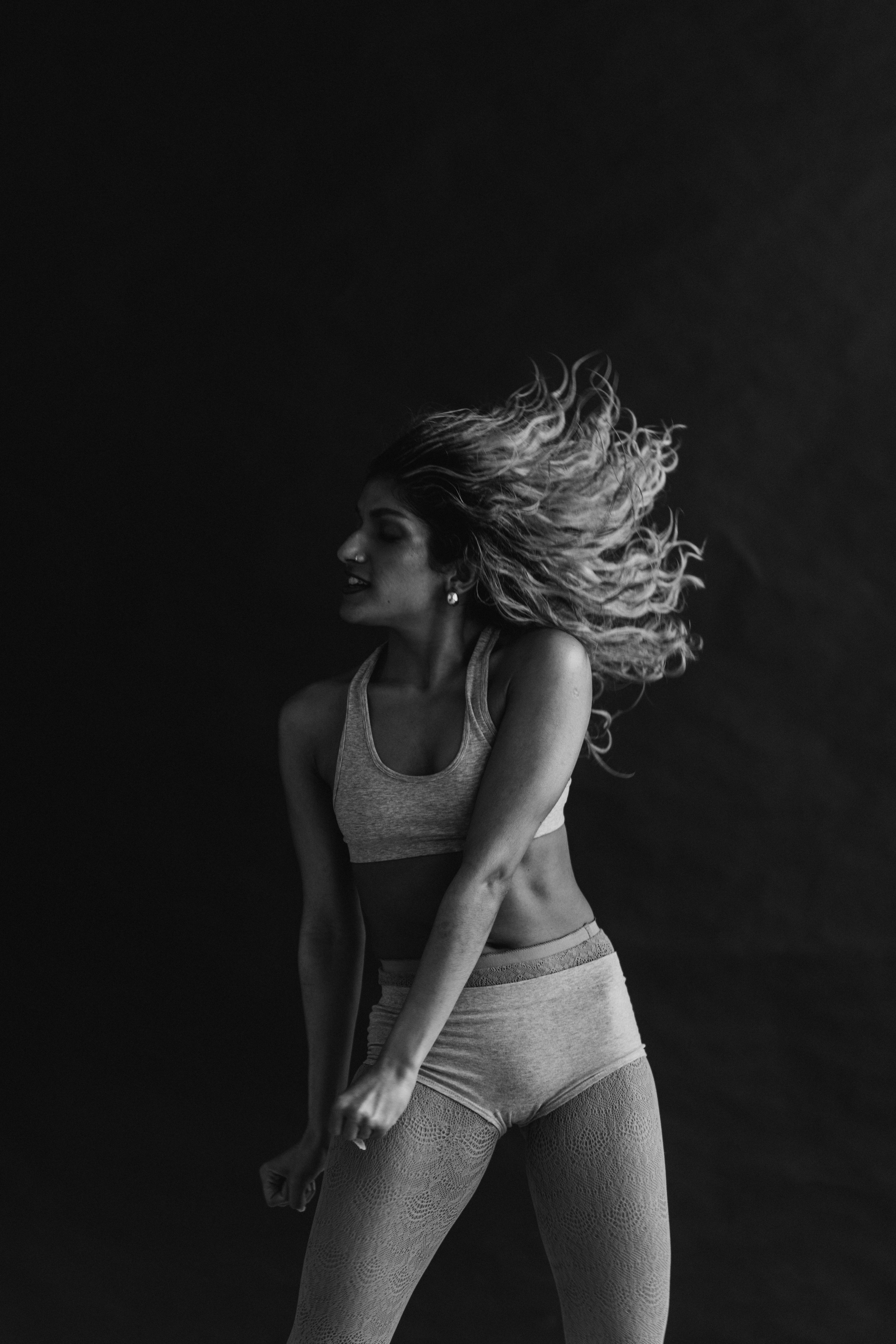 DANCERS. Victoria Olonen – Cinematic Portrait Artist | Helsinki & Europe